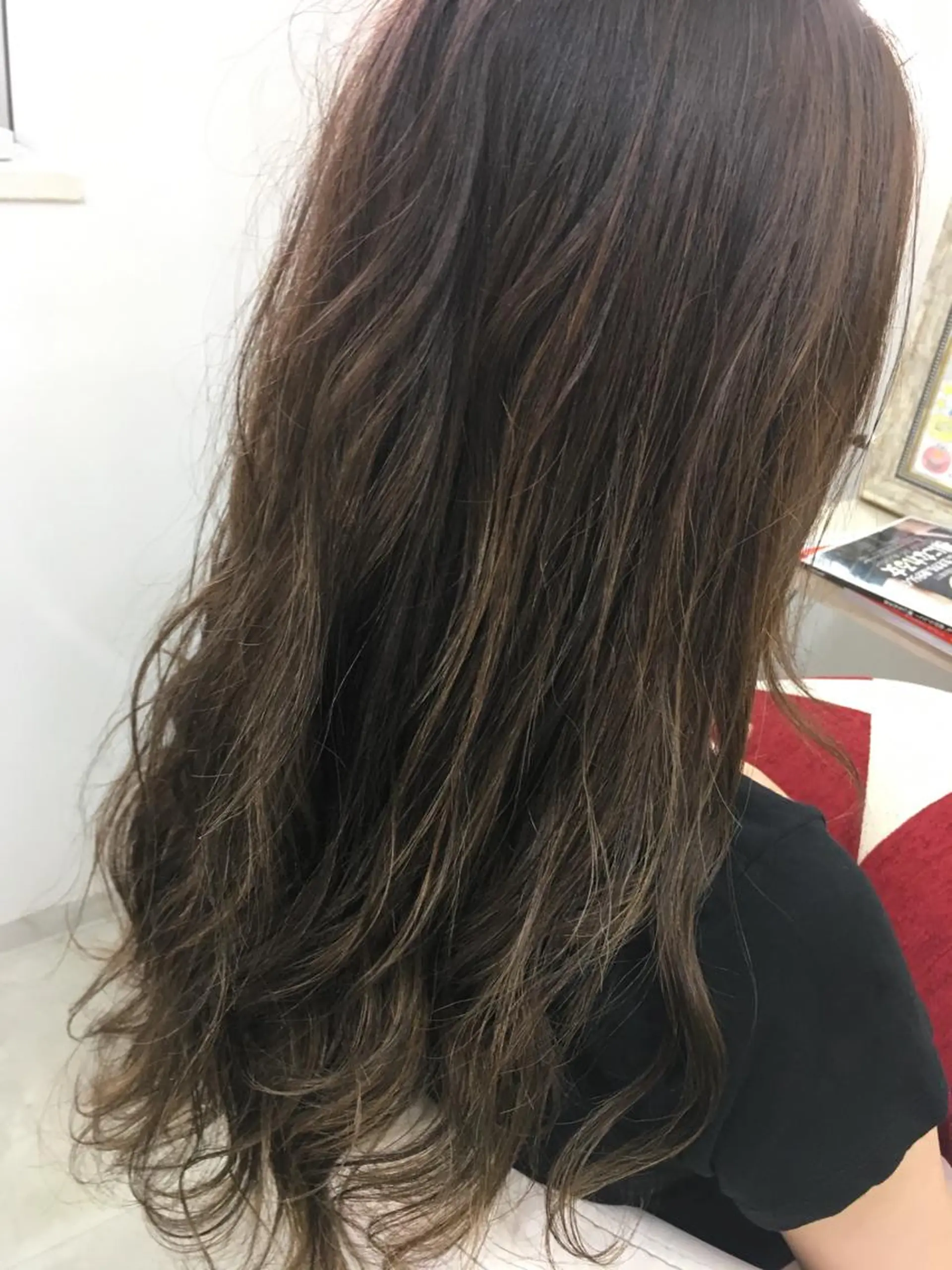 セミロング カラー 髪質改善 中川 翔のヘアスタイル