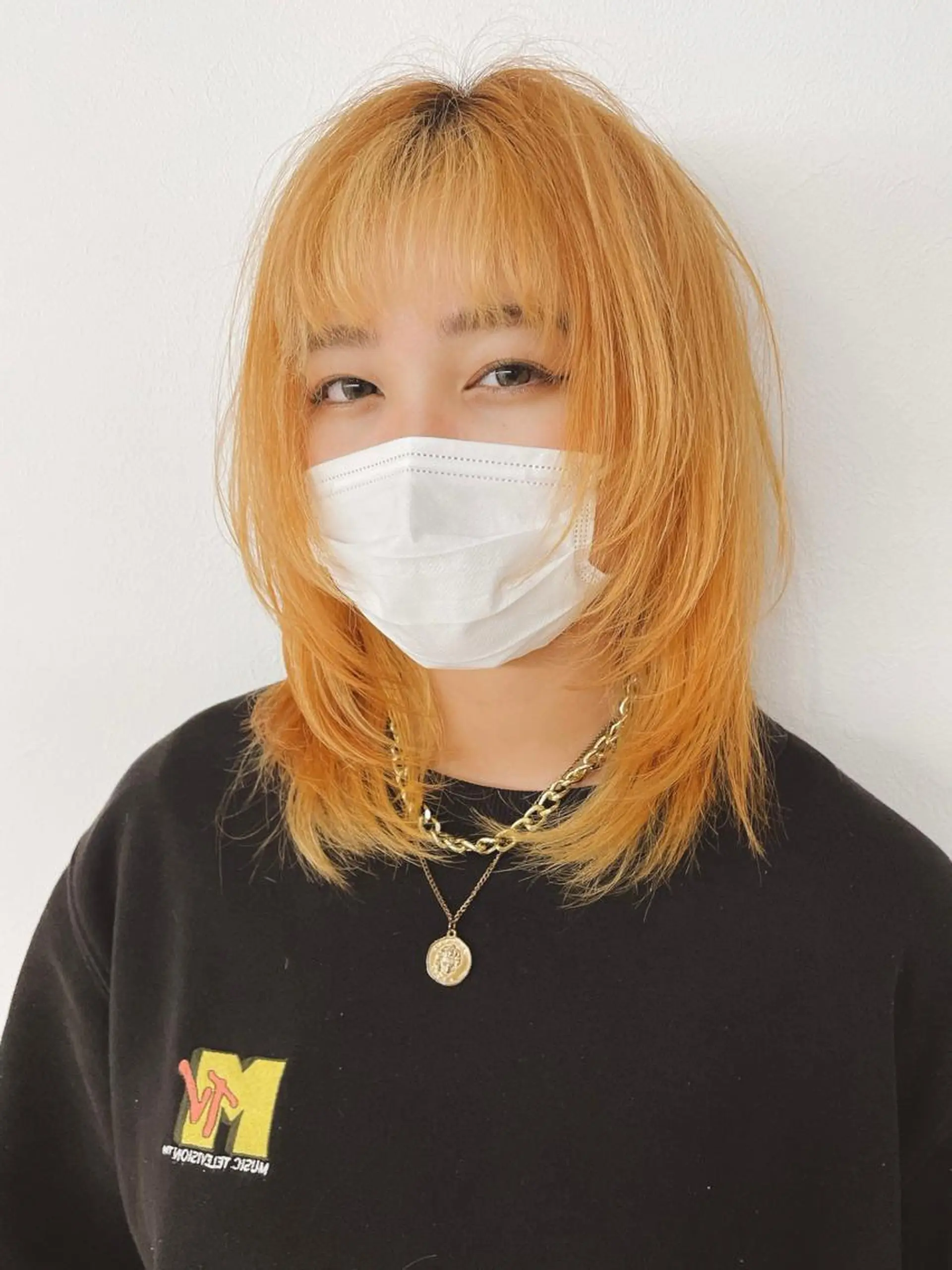 ミディアム ウルフカット やまぎし ひろきのヘアスタイル