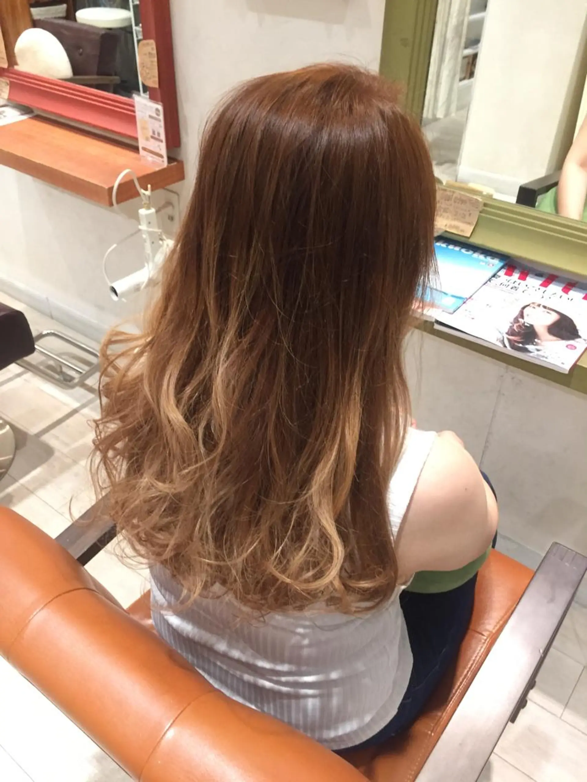 ロング カラー グラデーションカラー メンズ指名多数!! SiLO 田島のヘアスタイル