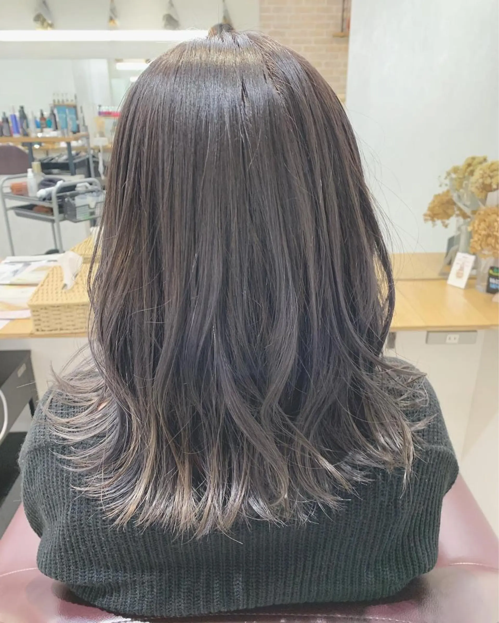 ミディアム カラー グレージュ Stir maison[ステアメゾン]所属・layer cut /MIKUのヘアスタイル