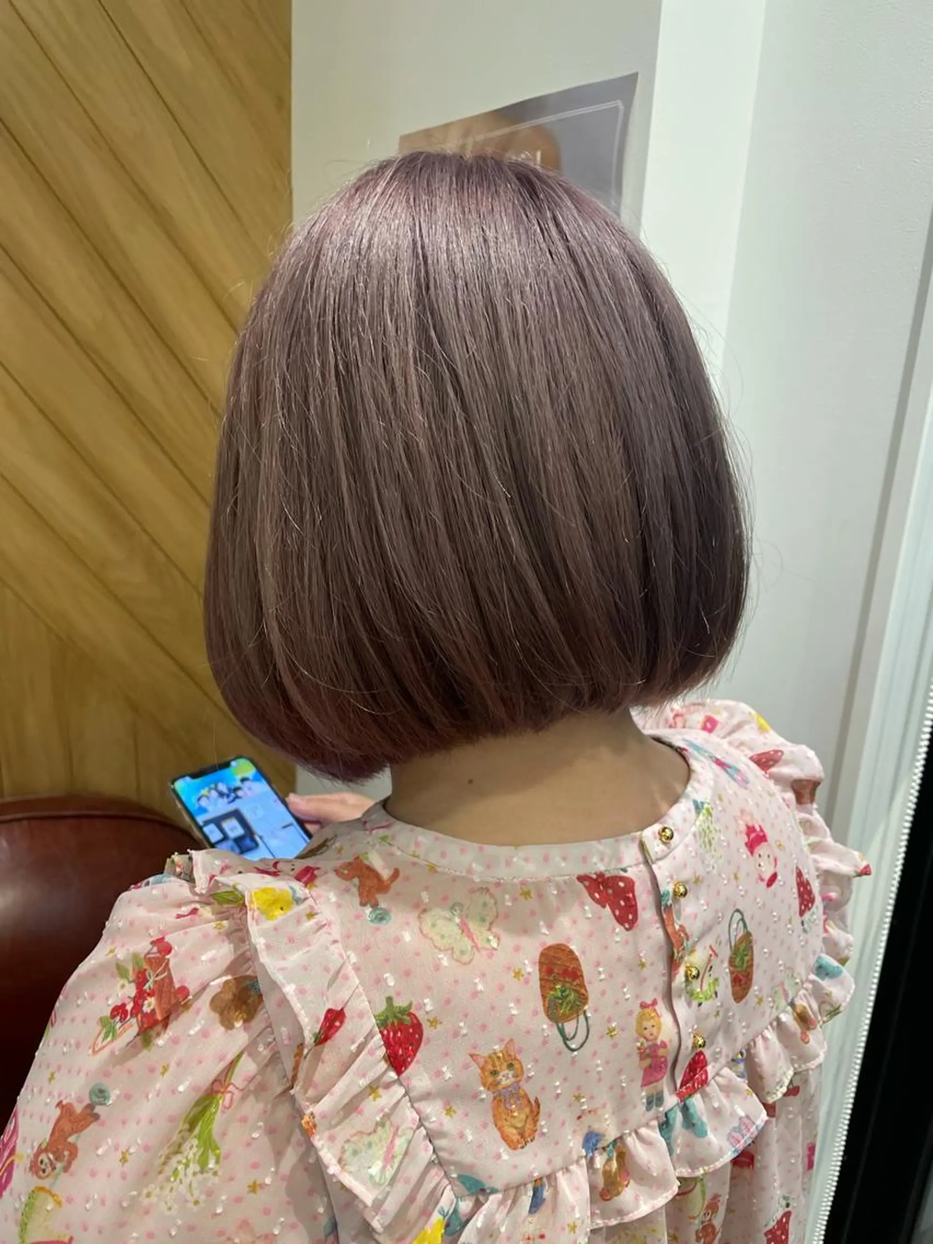 ショート カラー 鈴村 大介のヘアスタイル