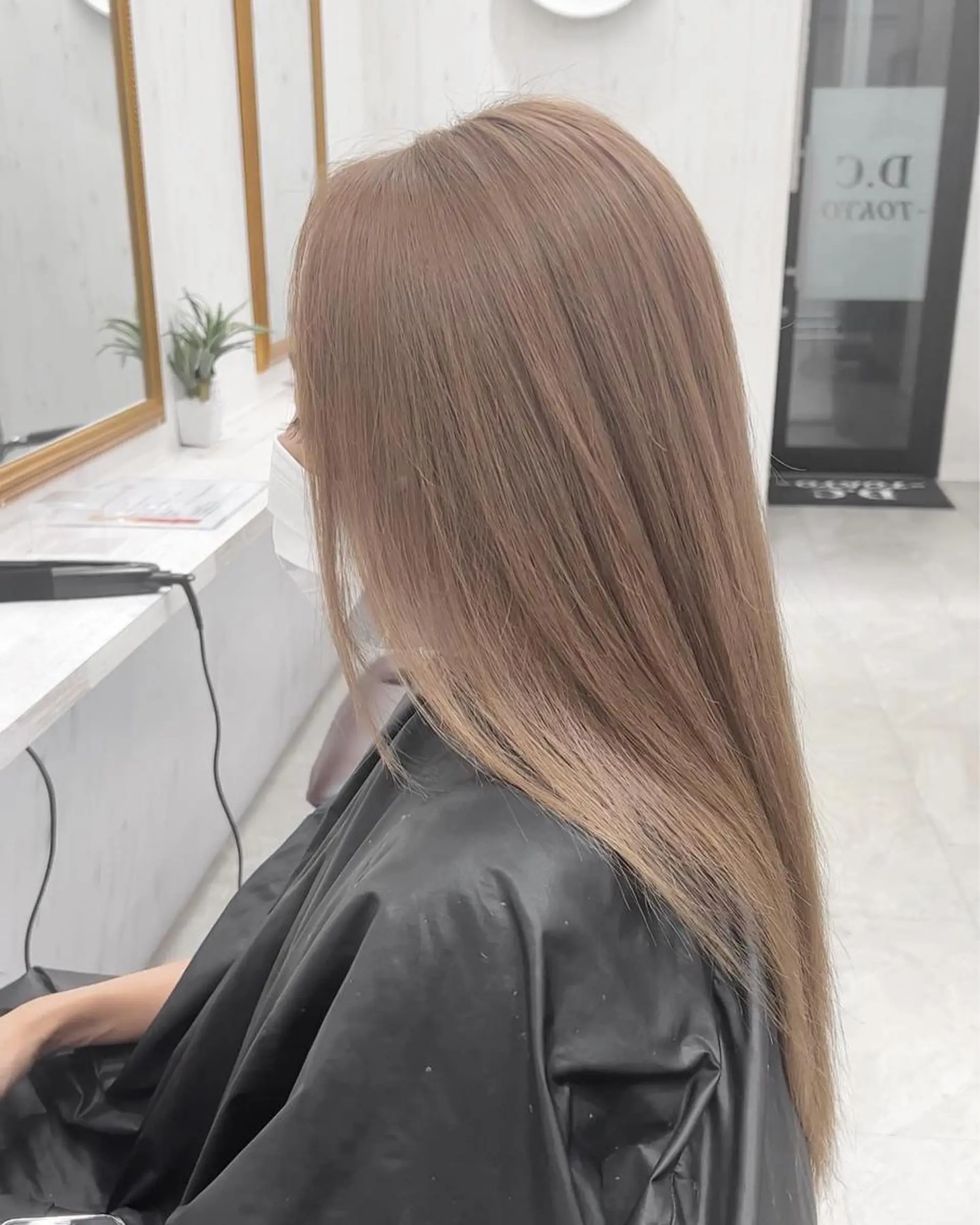 ロング カラー ヘアカラー D.C 池袋所属・TAKATO ✨ハイトーン✨のヘアスタイル