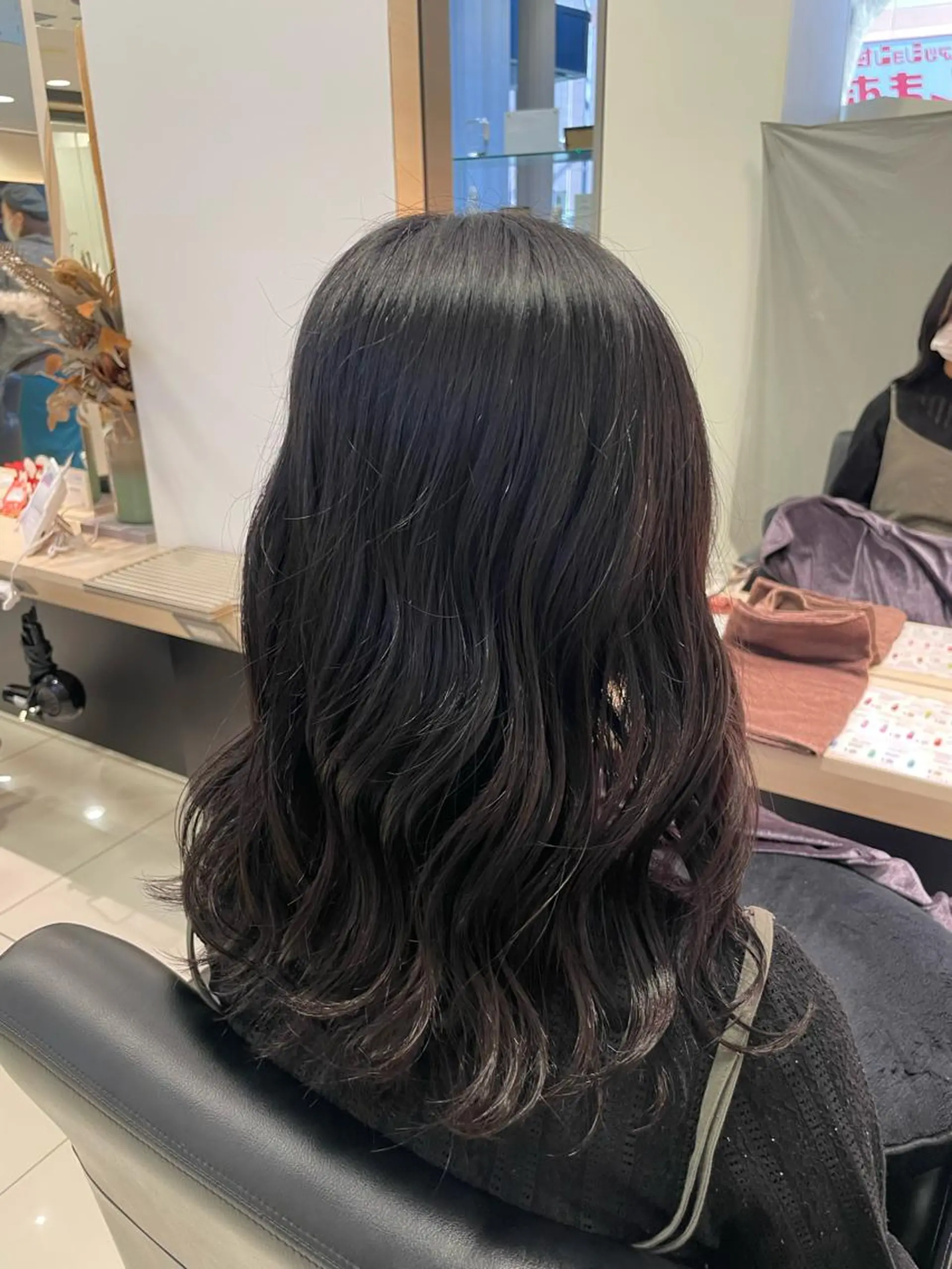 セミロング カラー ヘアカラー トリートメント クロスパーマ/うる艶 カラー/Kurumiのヘアスタイル