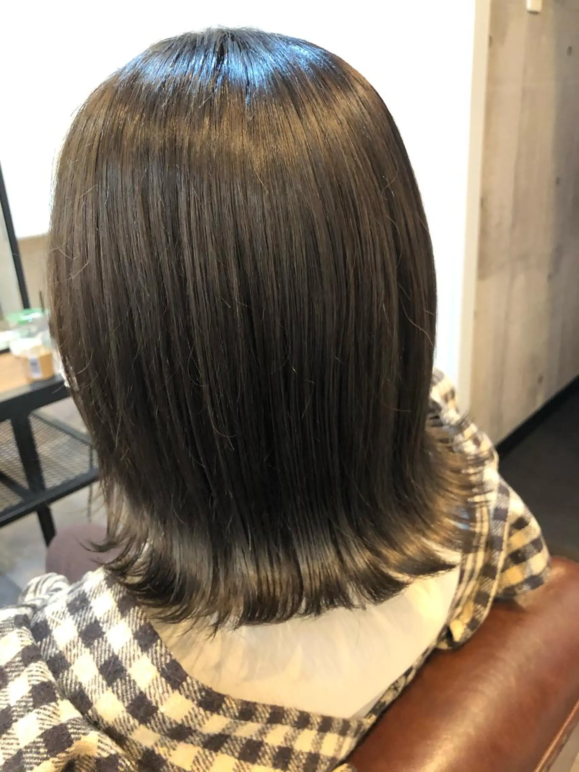 ショート カラー 出雲 莉奈のヘアスタイル