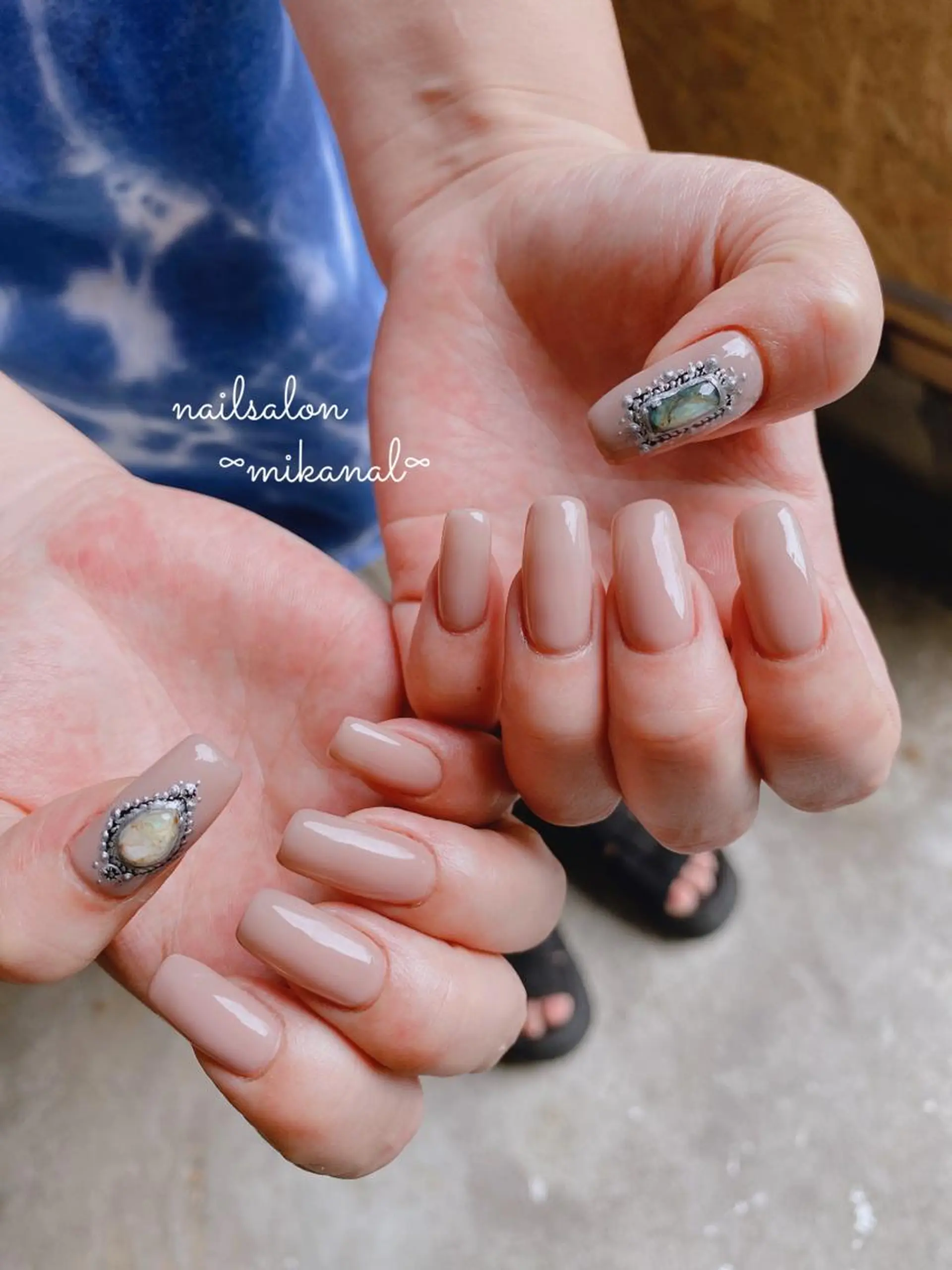 ネイル アートネイル ストーンネイル nail salon  ∞ mikanal ∞所属・nailsalon ∞ ﾐｶﾅﾙ ∞のネイルデザイン