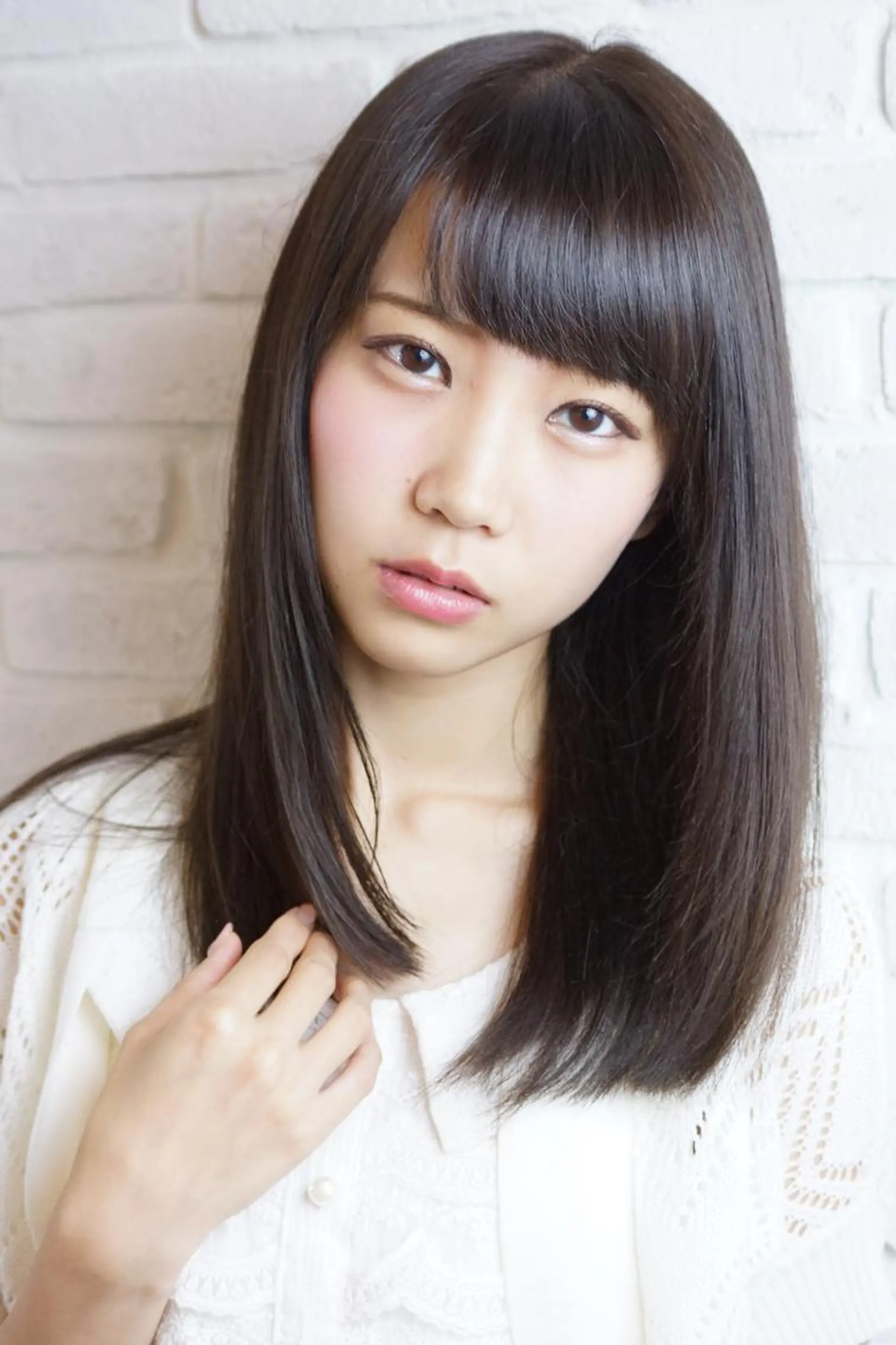 セミロング カラー ヘアケア特化型サロン newi 京橋のヘアスタイル