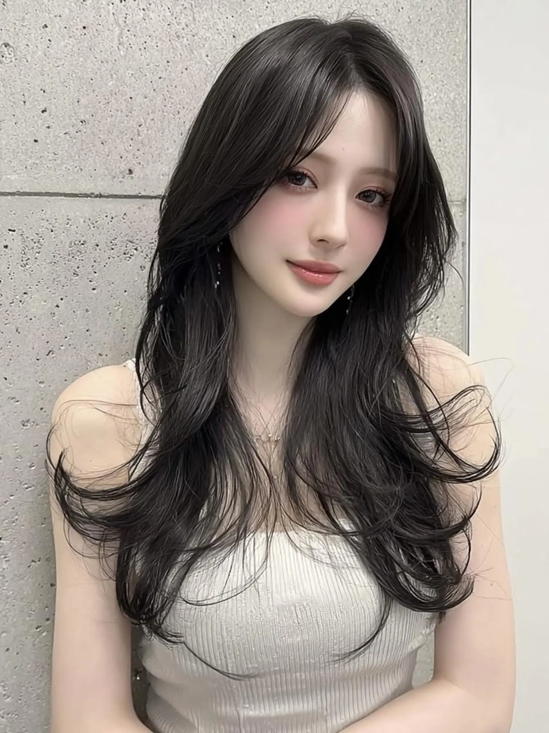 カラー ロング 透明感カラー 韓国風ヘア レイヤーカット 小顔カット カット ヘアカラー 🖤🤍石川 アイリ🤍🖤のヘアスタイル