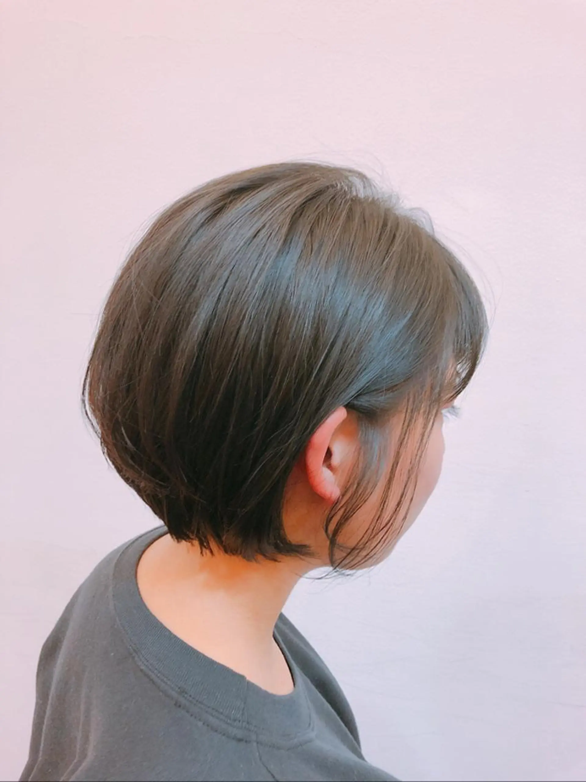 ショート ボブ カット 関 京磨のヘアスタイル