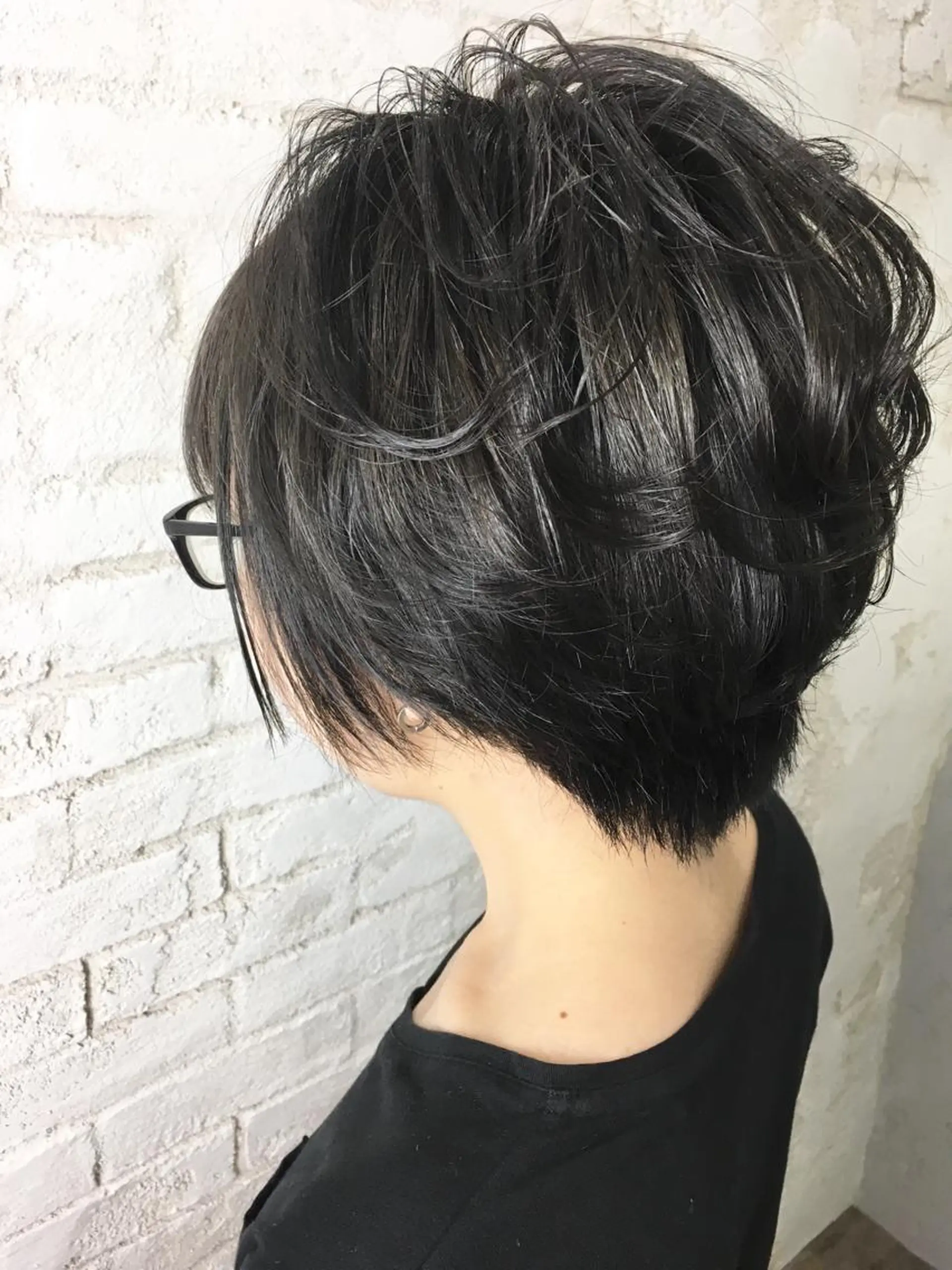 ショート カラー アッシュ boutique misakiのヘアスタイル