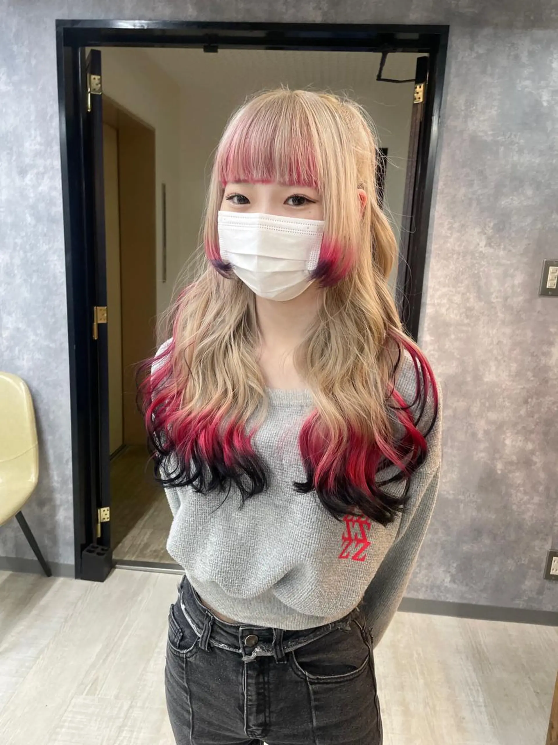 セミロング カラー 宮城 ほのかのヘアスタイル