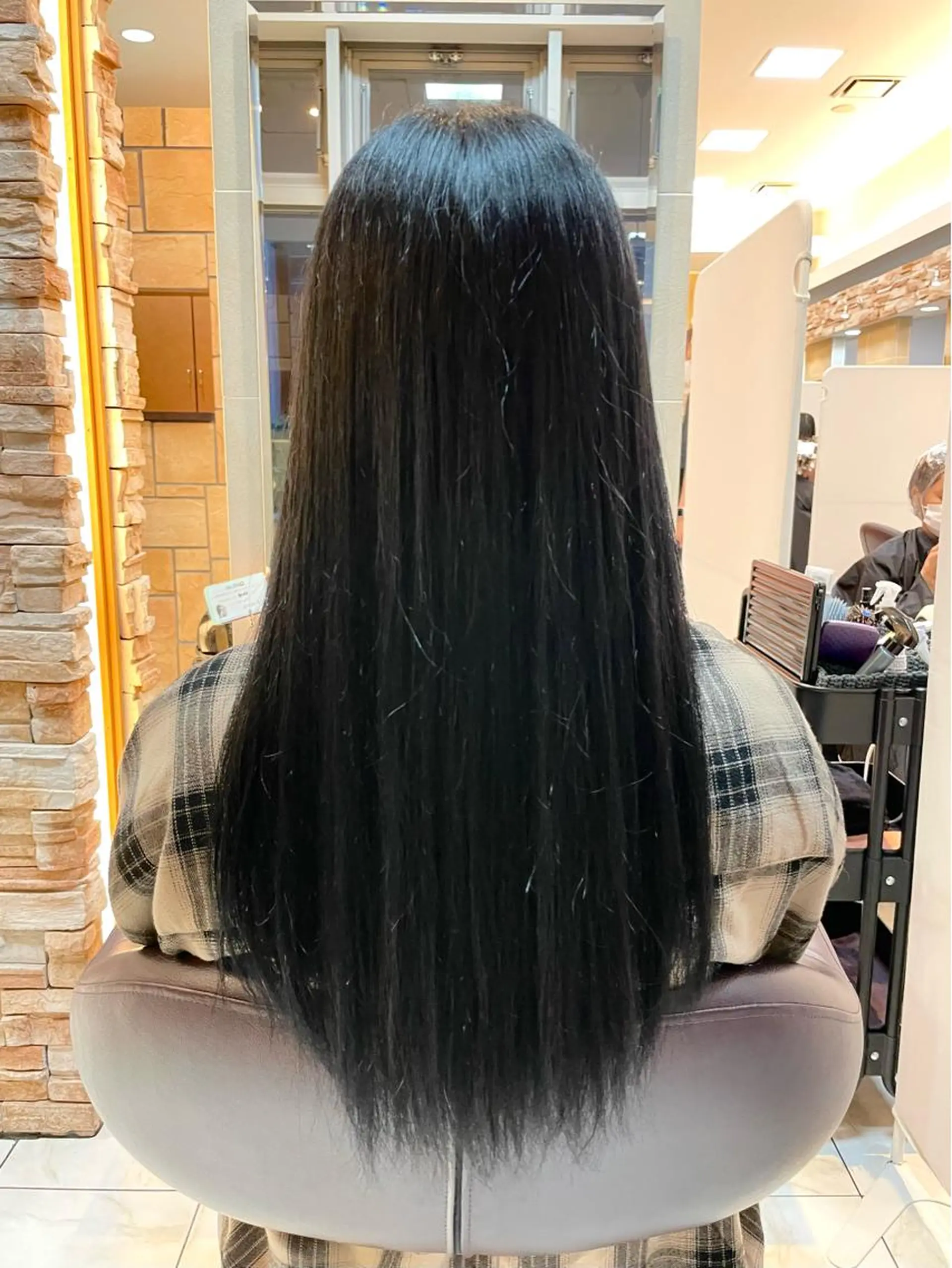 ロング ヘアカラー 新籾 尚哉のヘアスタイル