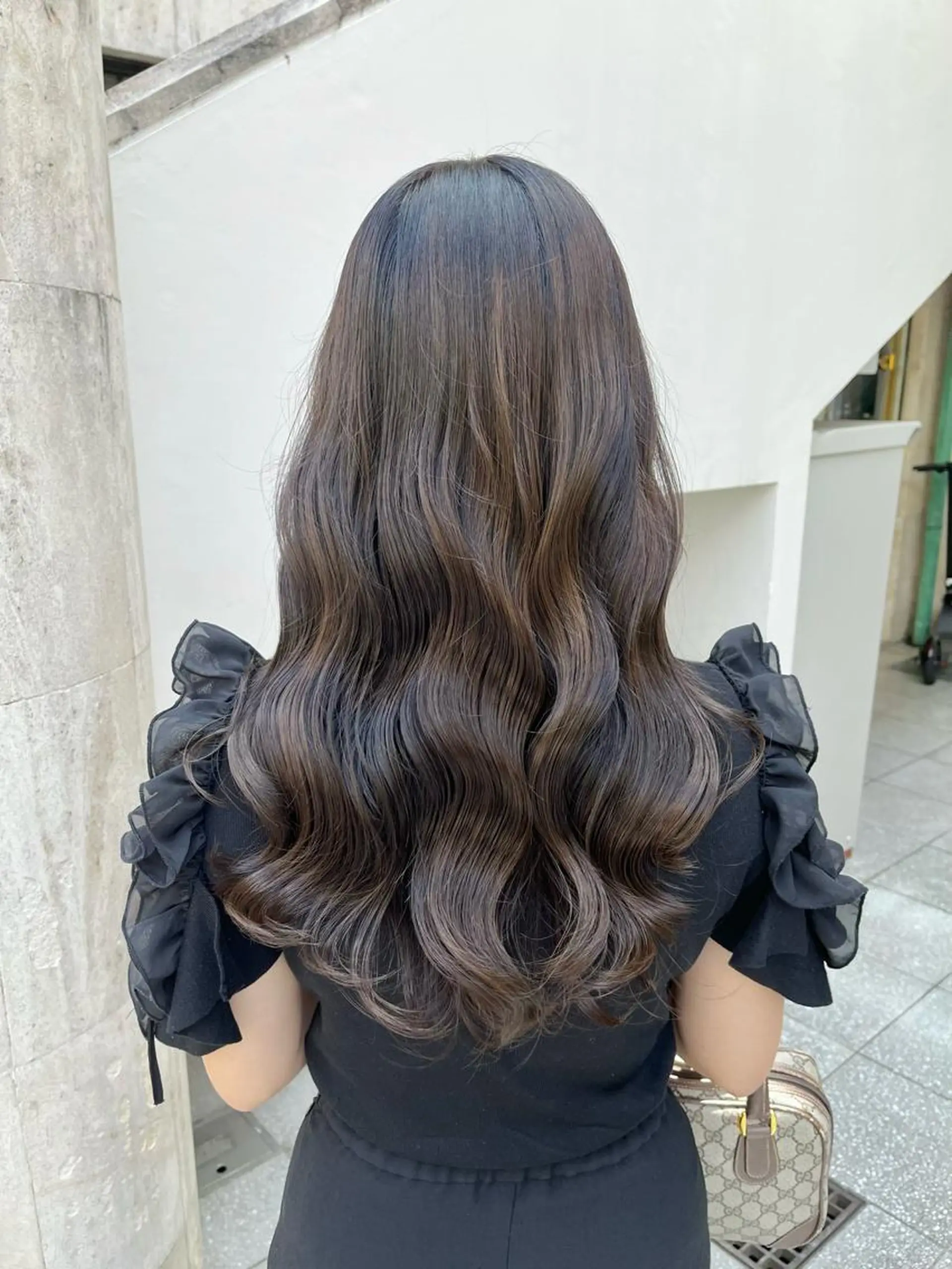 ロング カラー ブリーチ ケアブリーチ ダブルカラー グラデーションカラー ハイライトカラー ヘアカラー トリートメント ブリーチなし✨艶髪 カラー𓃲YAGIのヘアスタイル