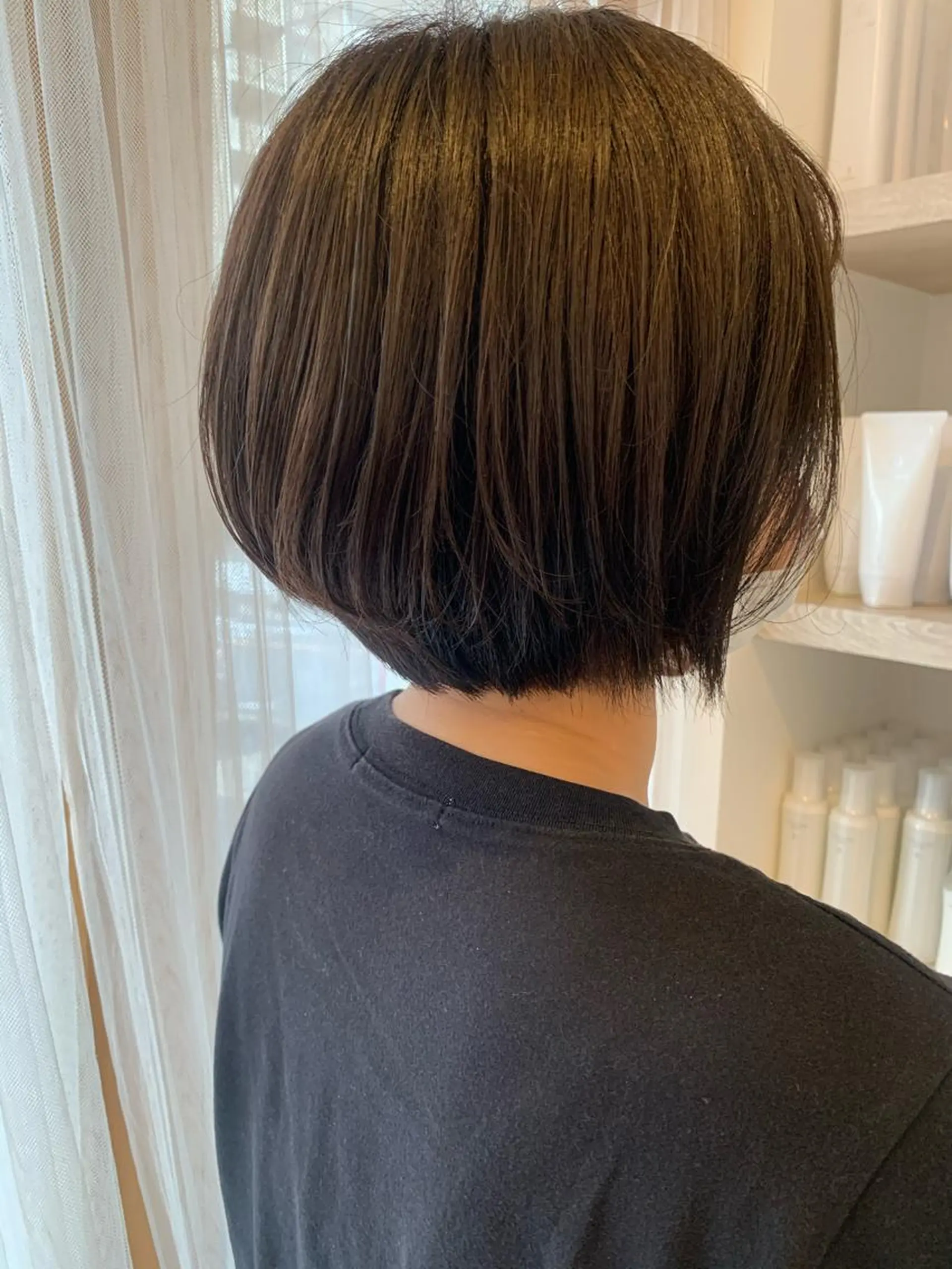 ショート 伸ばしかけ ショートヘア ホラオク カナエのヘアスタイル