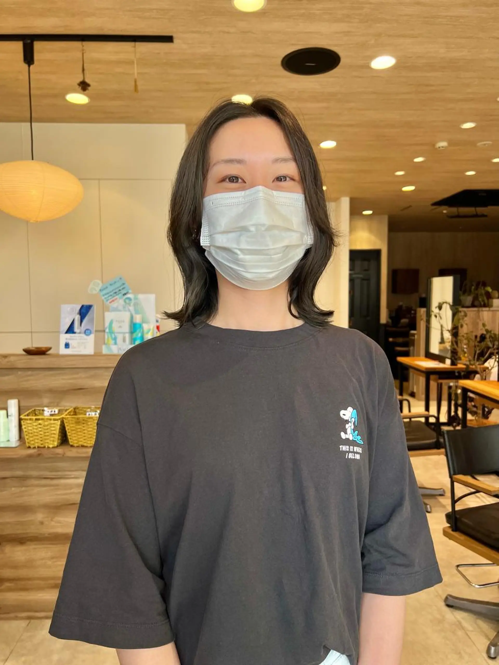 ショート カラー ブラウンカラー オリーブブラウン Oasisgarden所属・レイヤー/ブリーチ MOMOのヘアスタイル