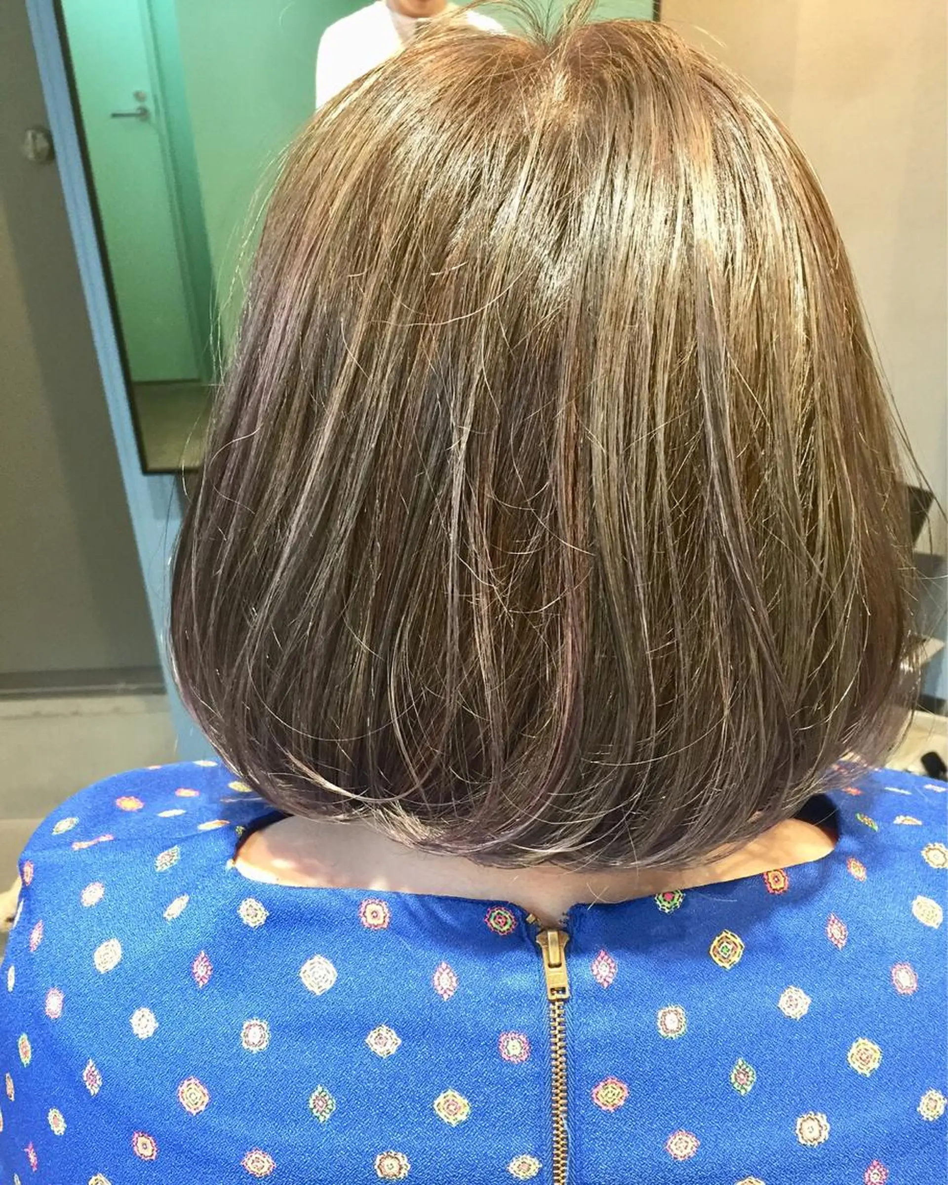 ショート アッシュ パープルカラー ハイライト ヘアカラー トリートメント 所渉/韓国レイヤー /ウルフカットのヘアスタイル