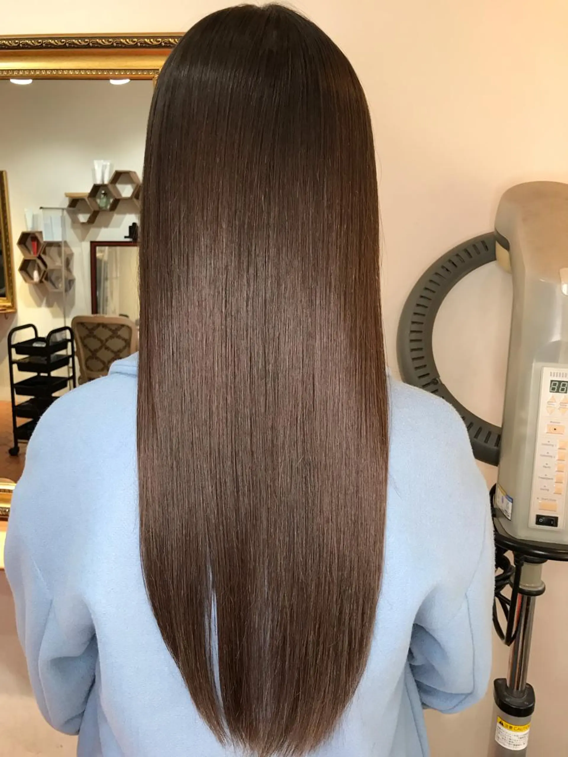 ロング 髪質改善 縮毛矯正 カンナヘアーメゾン所属・上西 高志のヘアスタイル