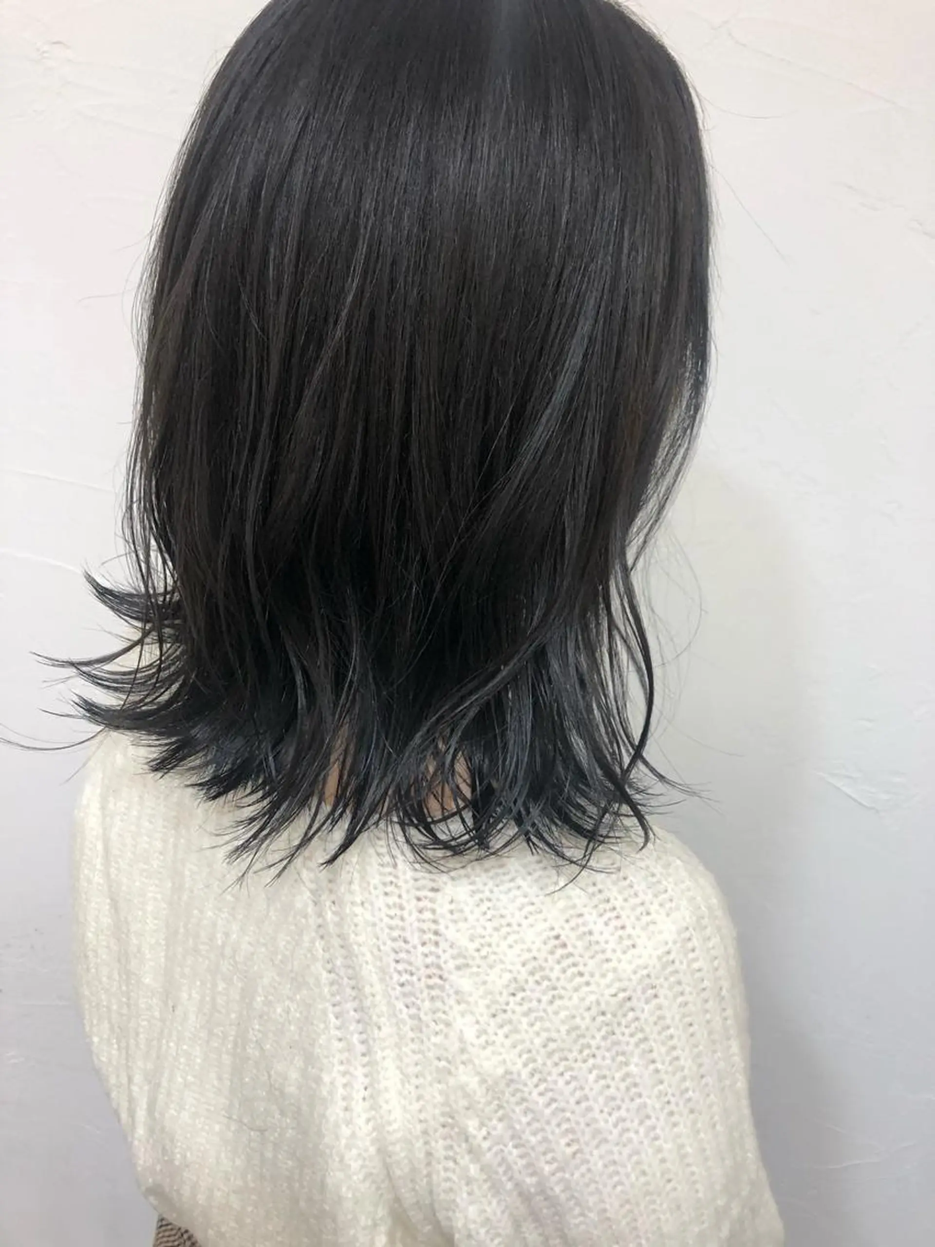 セミロング カラー GLROW haruhiのヘアスタイル