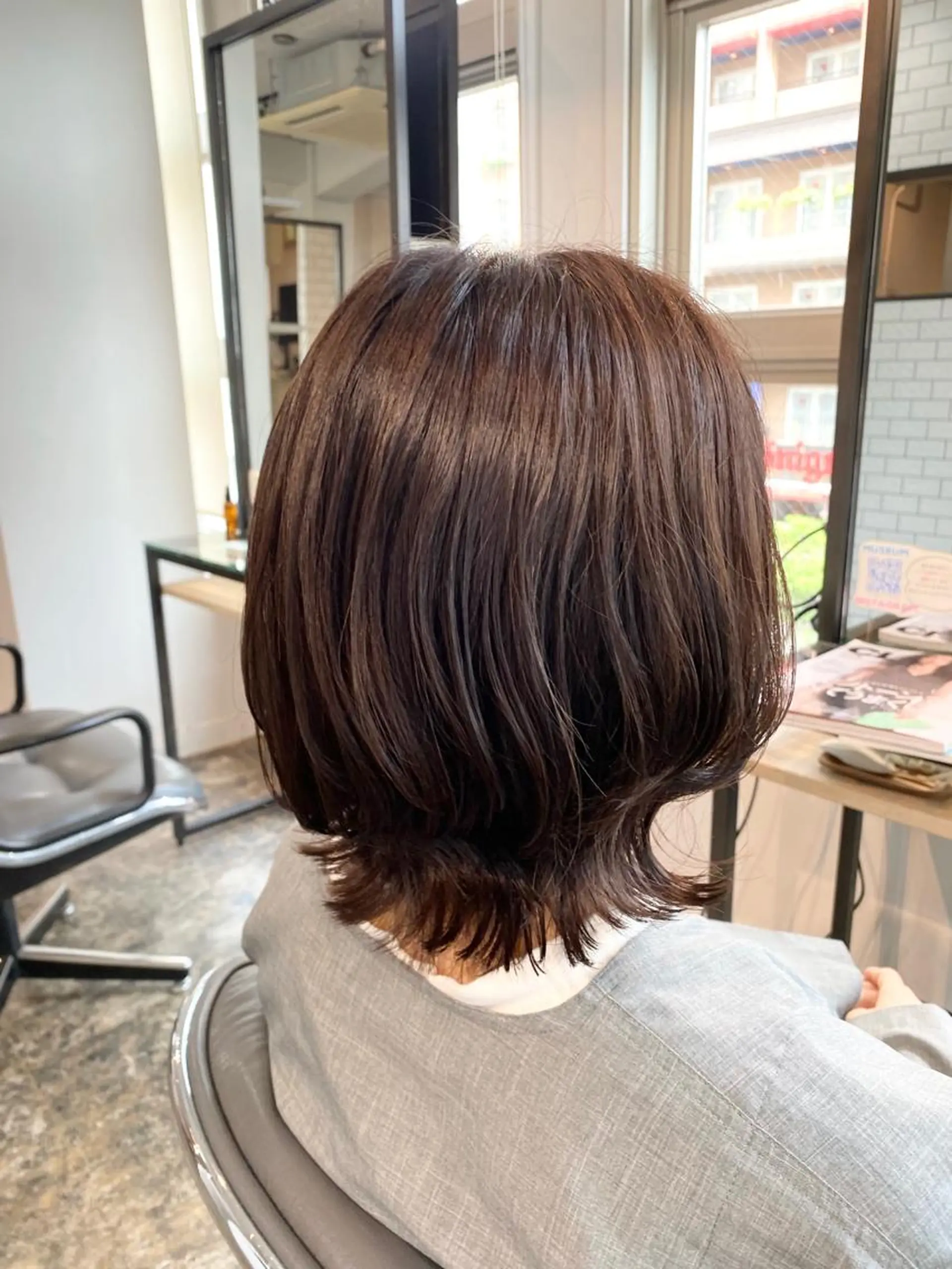 ミディアム カット ヘアカラー トリートメント MUSEUM 谷平悠兼のヘアスタイル