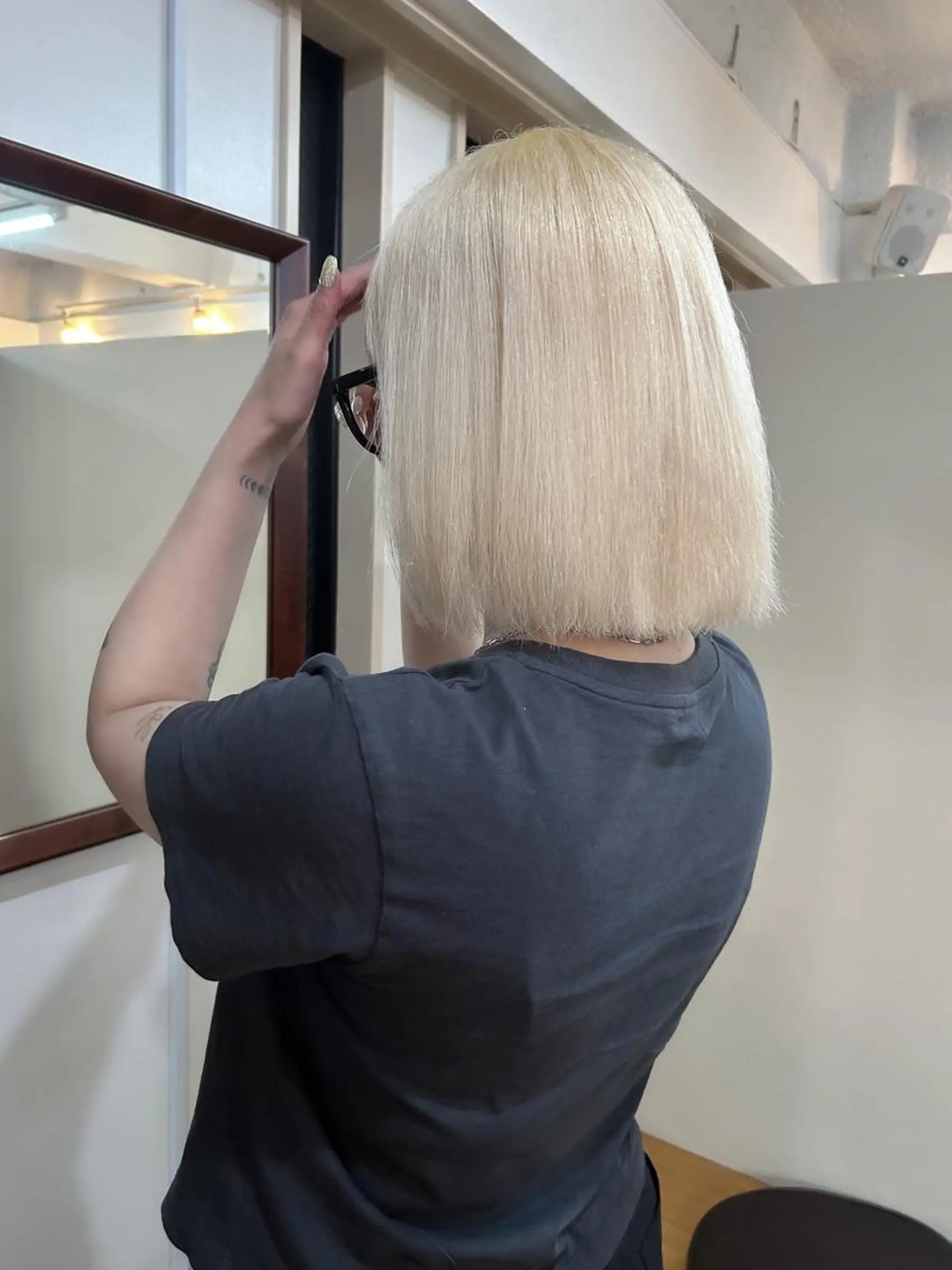 ミディアム カラー ハイトーンカラー ⭐️NAZUNAのヘアスタイル