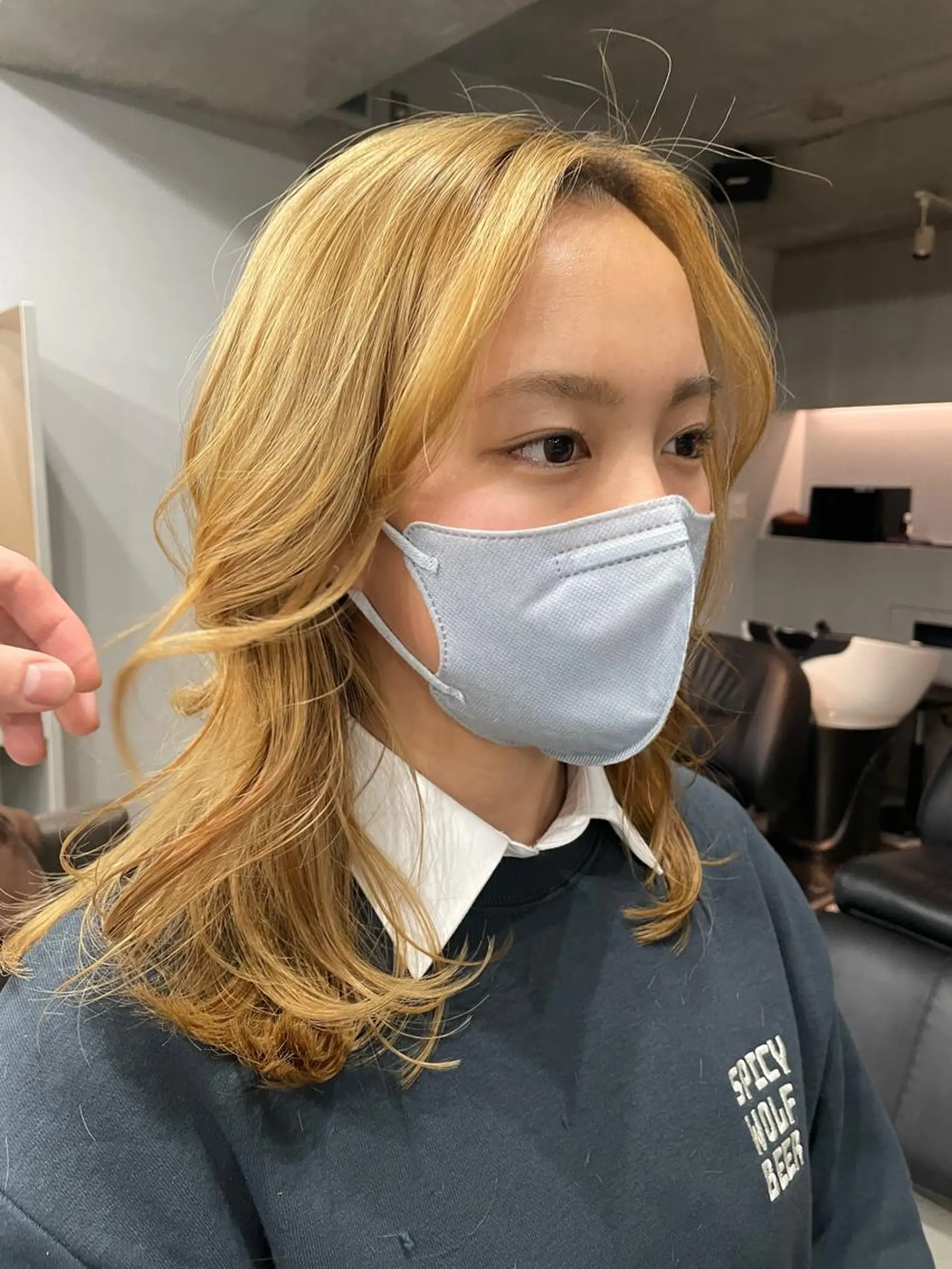 セミロング 吉田一輝 外国人パーマのヘアスタイル