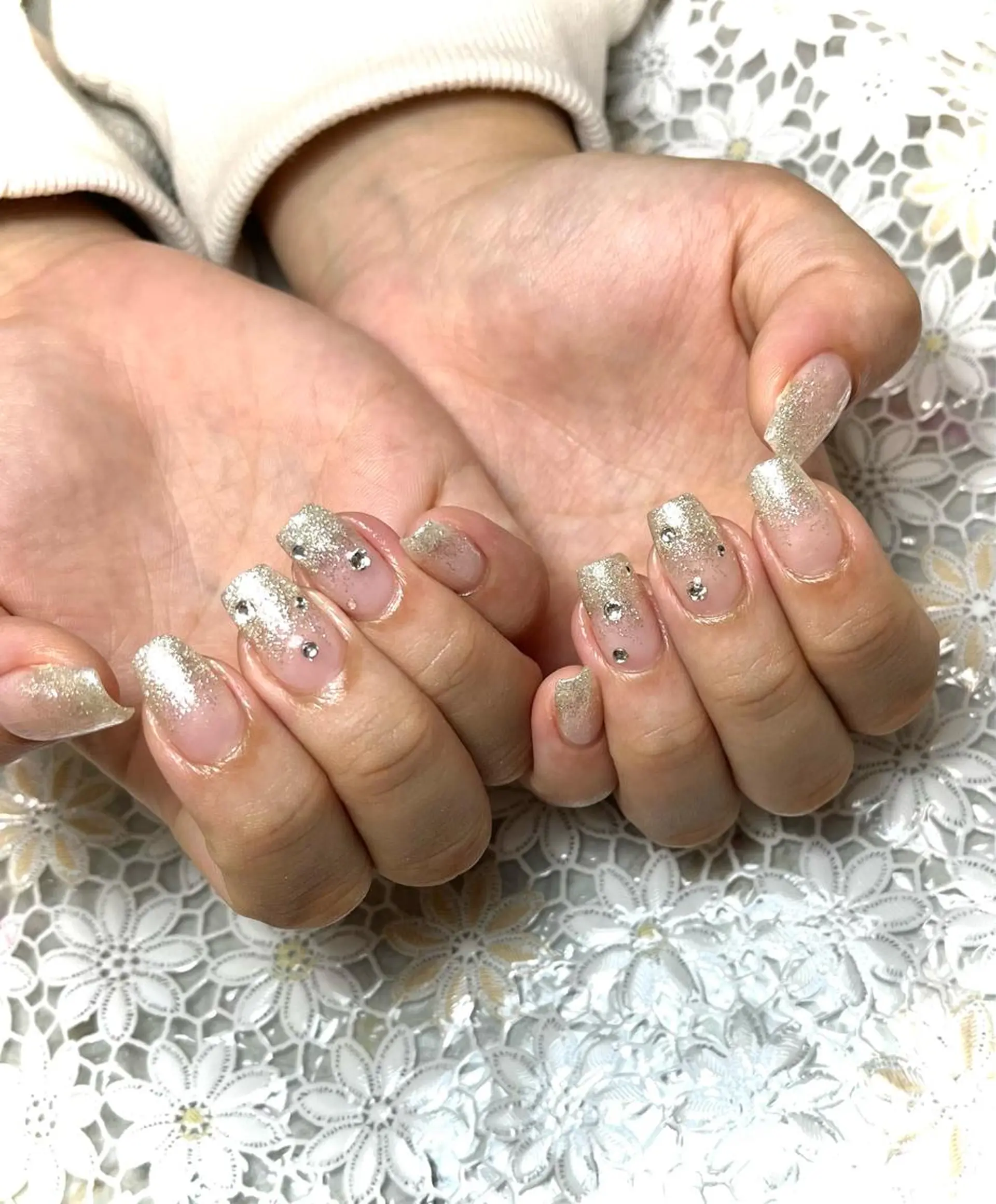 ネイル 成人式 ジェルネイル キラキラネイル 韓国ネイル オフィスネイル ハンドネイル nails' it...のネイルデザイン