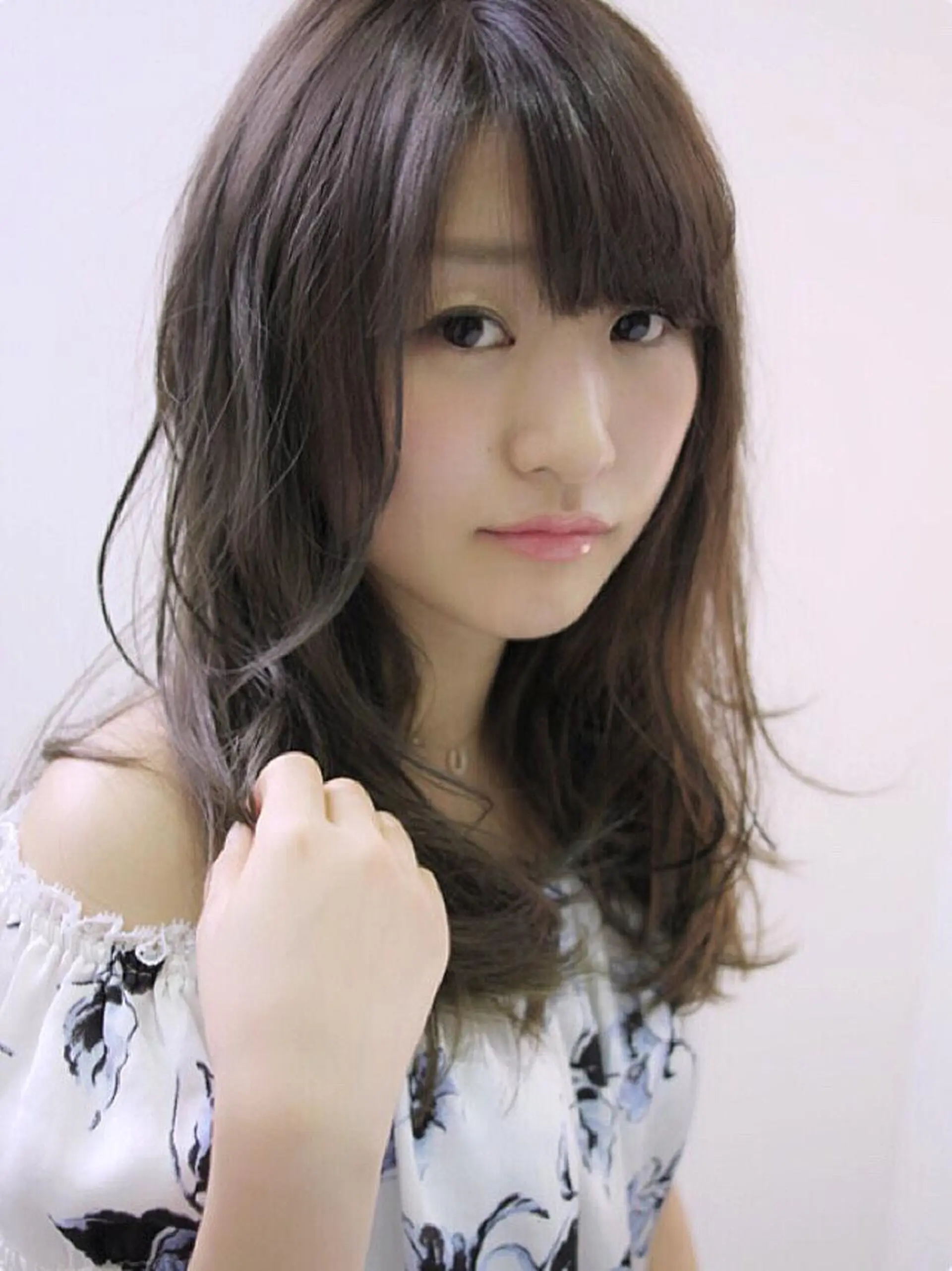 セミロング ロング カラー パーマ セミロングパーマ 黒髪 透明感カラー くせ毛 青木 茂樹⭐️ 透明感カラーのヘアスタイル