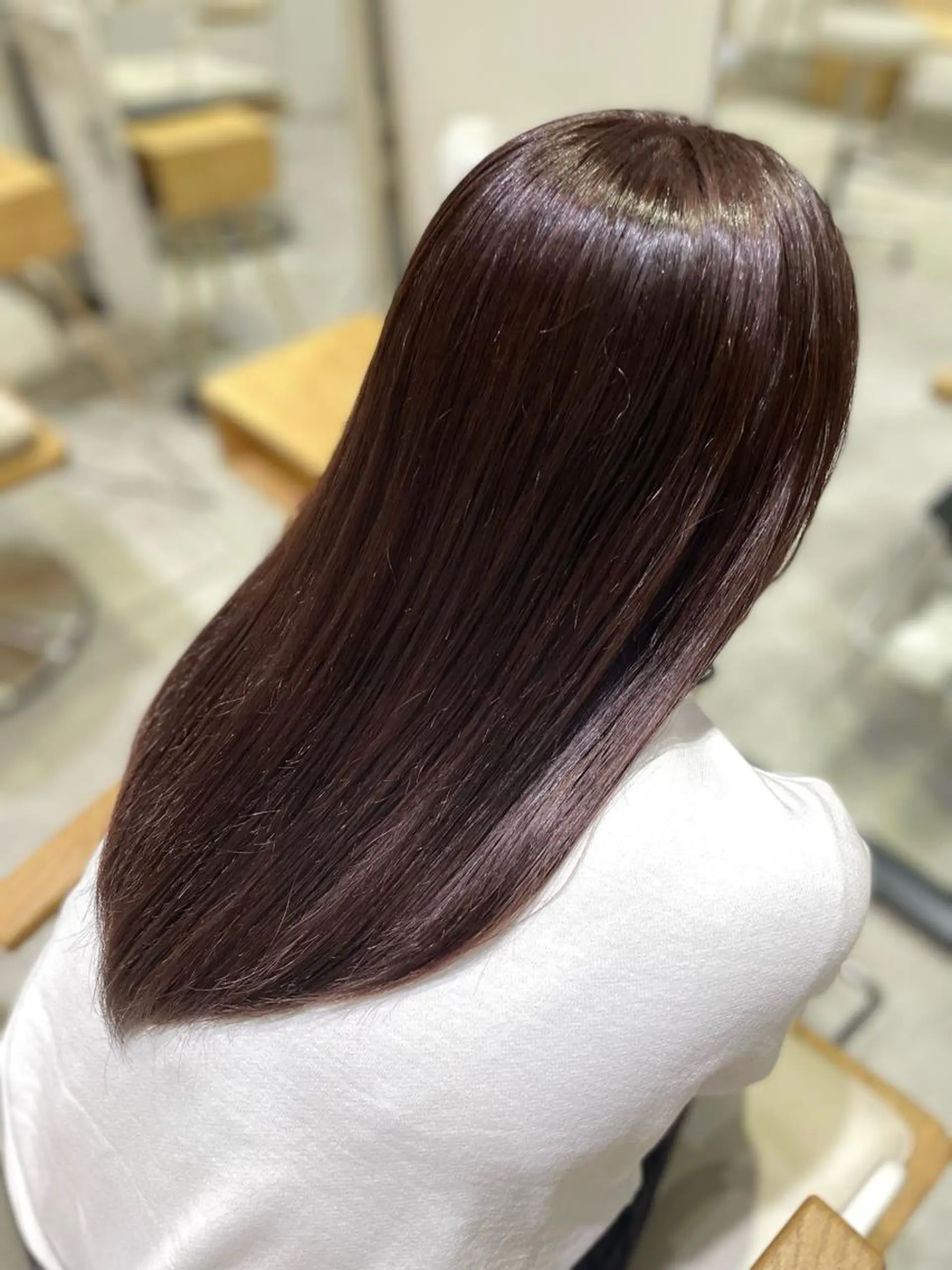 ロング カラー ヘアアレンジ 耳つぼ屋さん ‎🤍りりのヘアスタイル