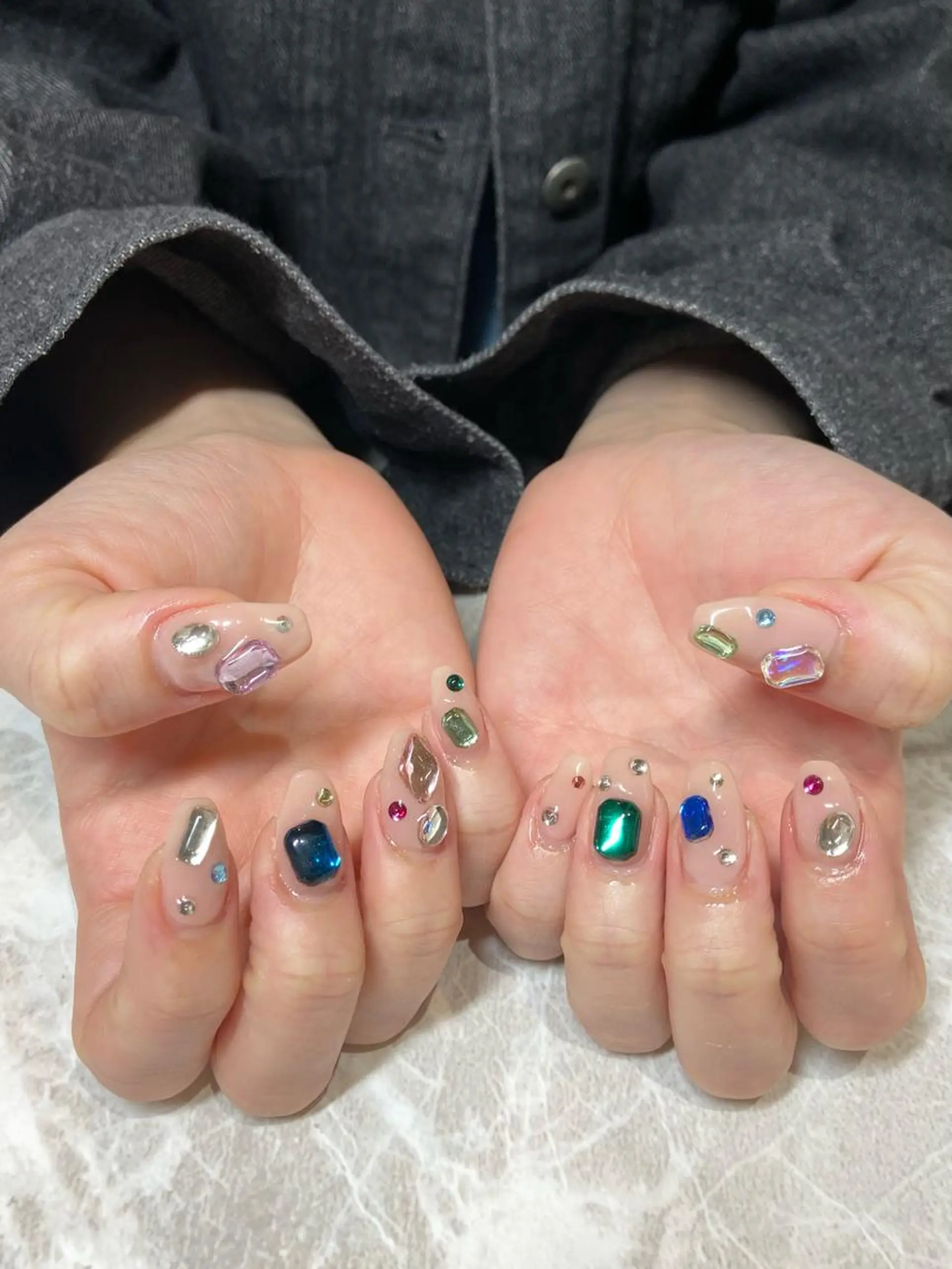 ネイル キラキラネイル ハンドネイル 🧸熊谷 かほ🧸のネイルデザイン