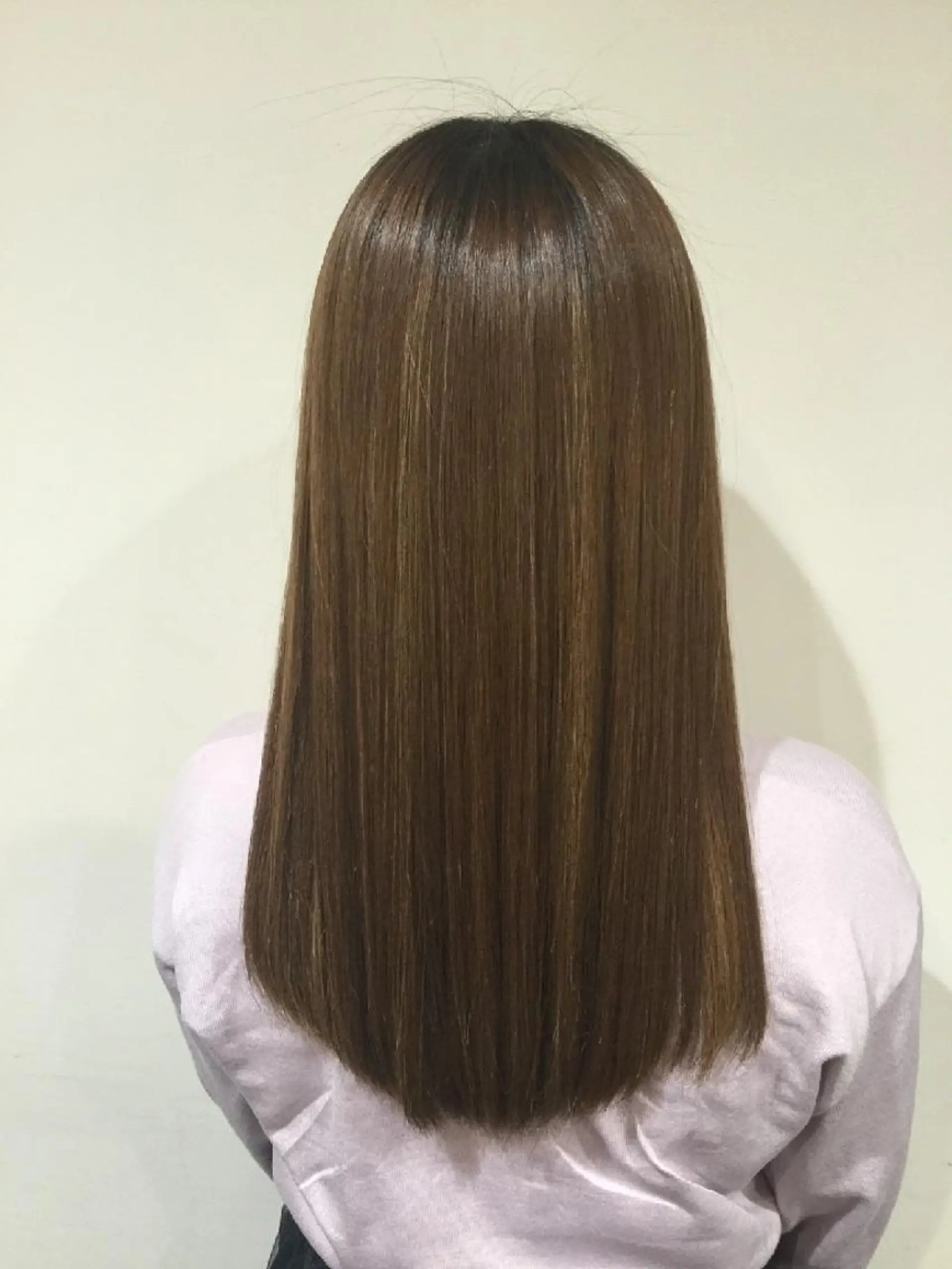 カラー アッシュ ベージュカラー ブリーチ ケアブリーチ グレージュ ブリーチ/ヘアケア/ 艶髪/イギチハルのヘアスタイル