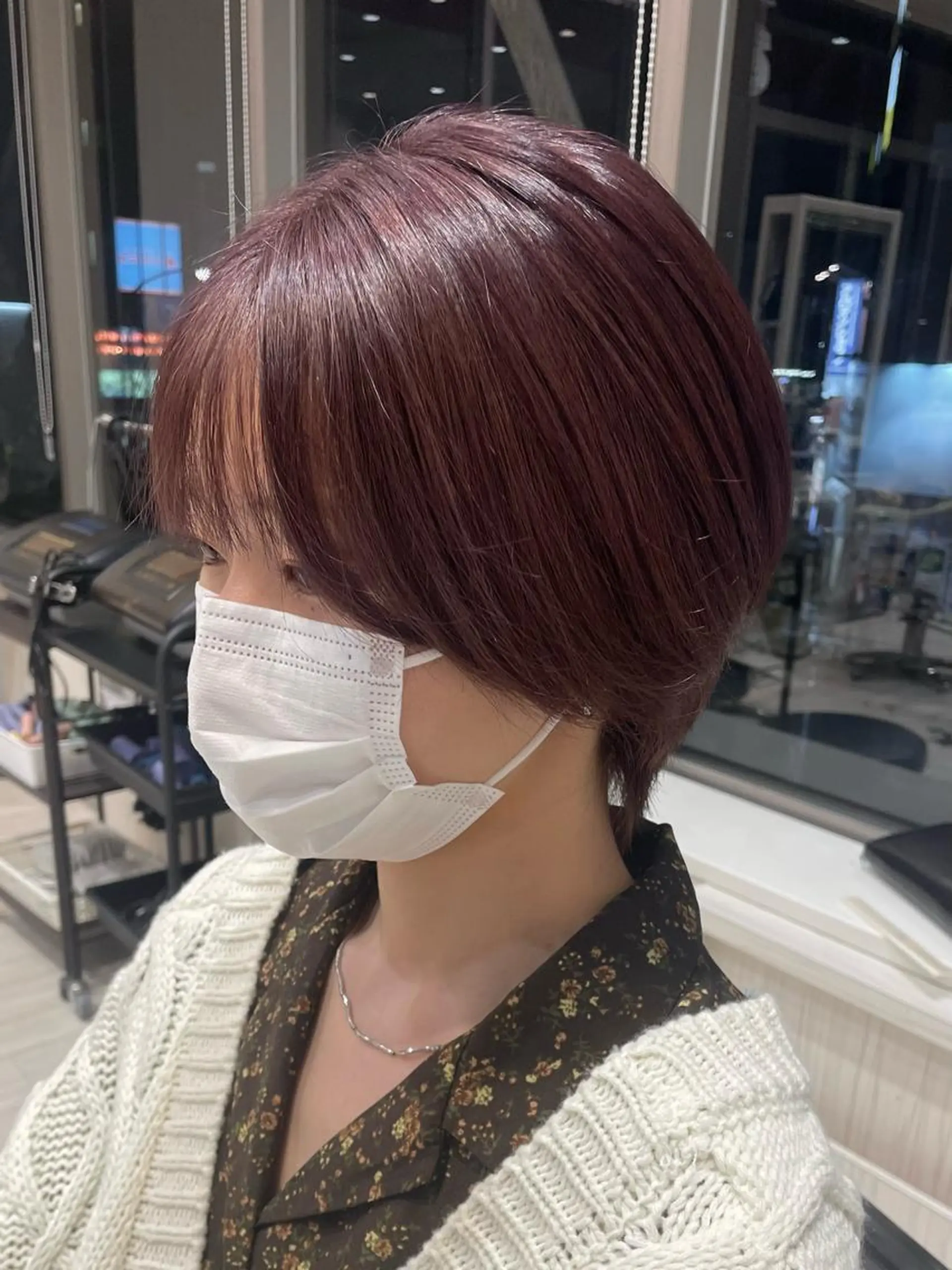 ショート カラー ダブルカラー パープルカラー 飯塚 愛美のヘアスタイル