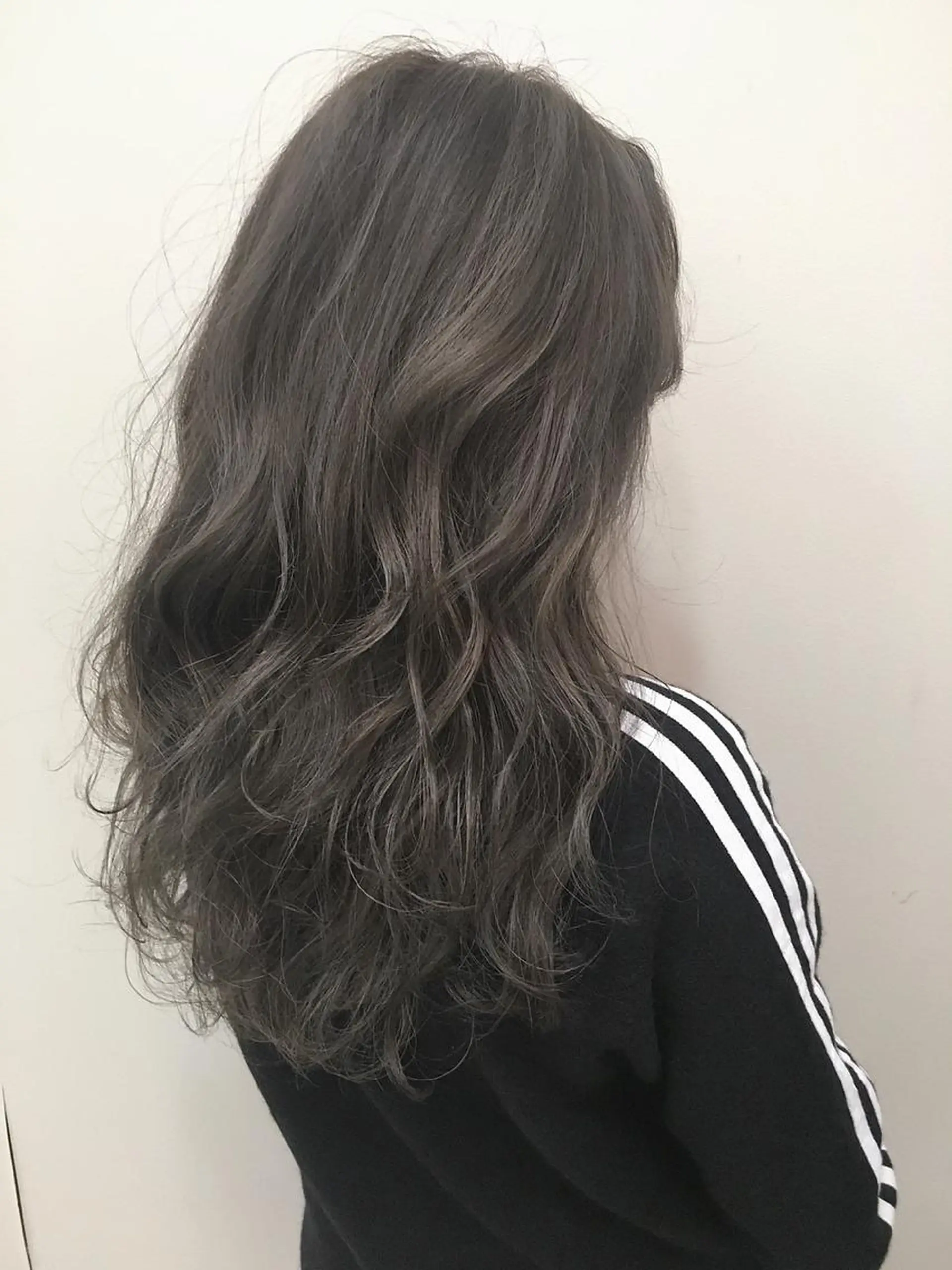 ロング カラー HAIR&MAKE.sia所属・心斎橋ボブ 好原良真のヘアスタイル