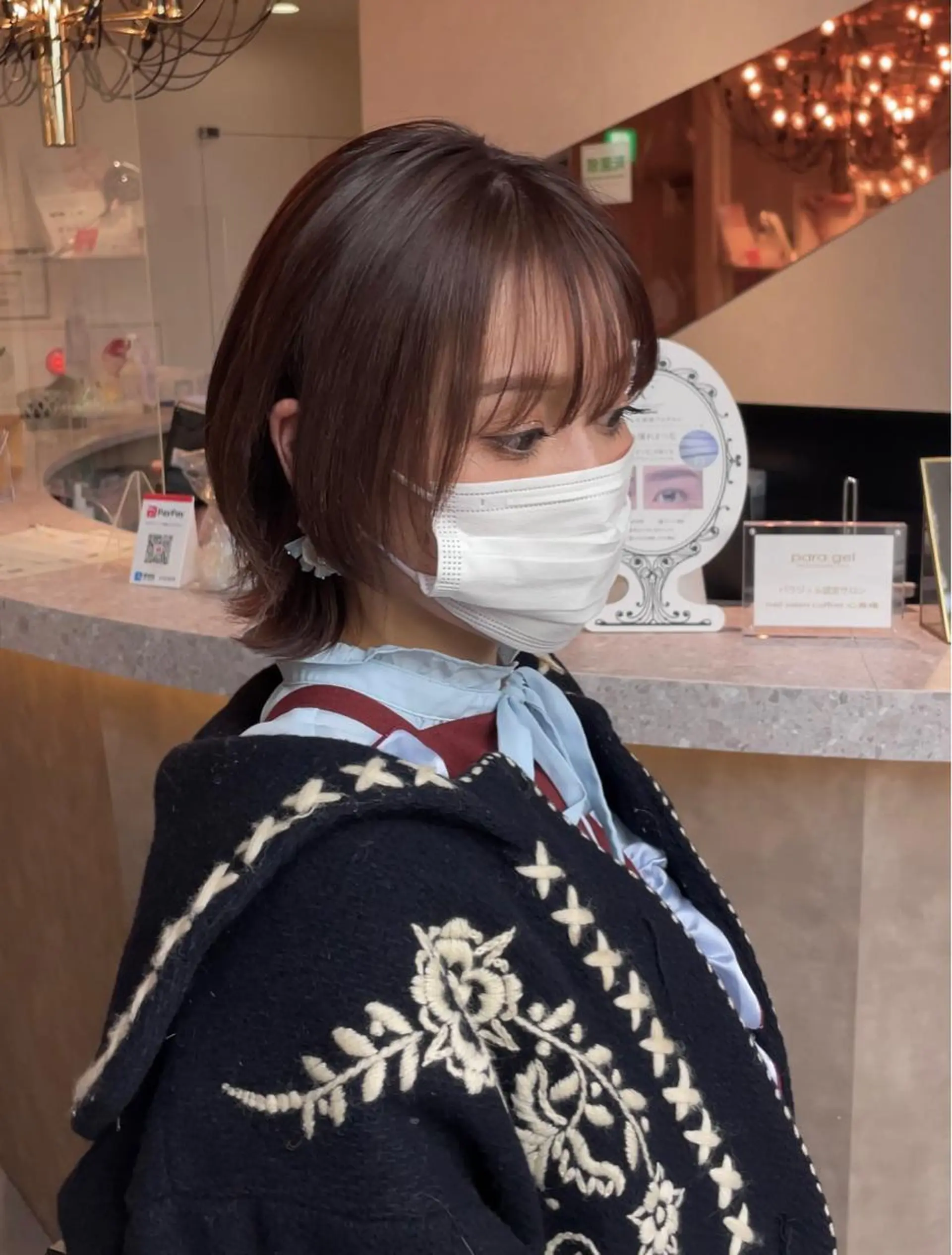 ミディアム カラー カット ヘアカラー トリートメント 髪質改善、癖毛直し 縮毛矯正が得意のヘアスタイル