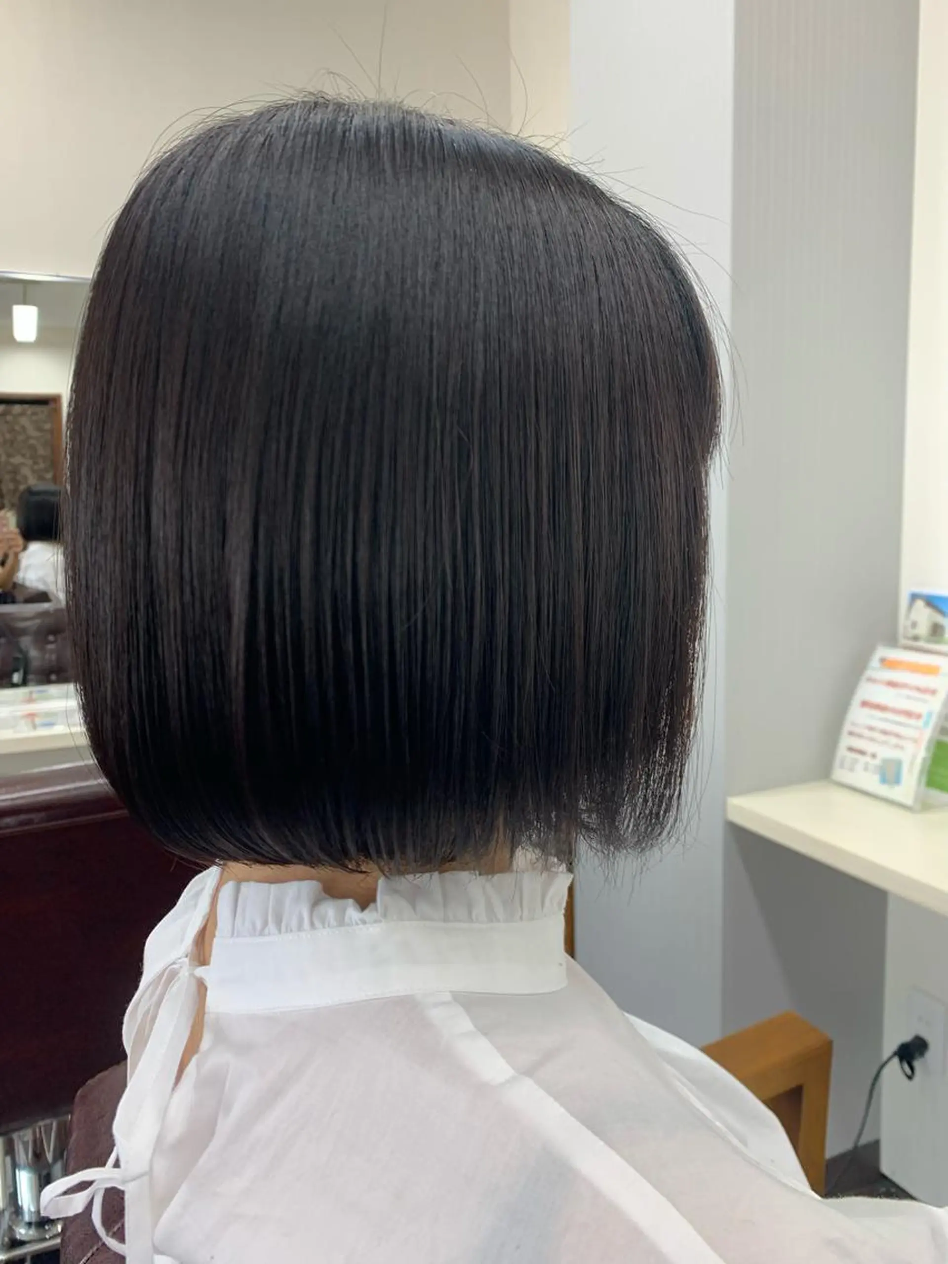 ミディアム 切りっぱなしボブ ボブ 安井 友紀子のヘアスタイル