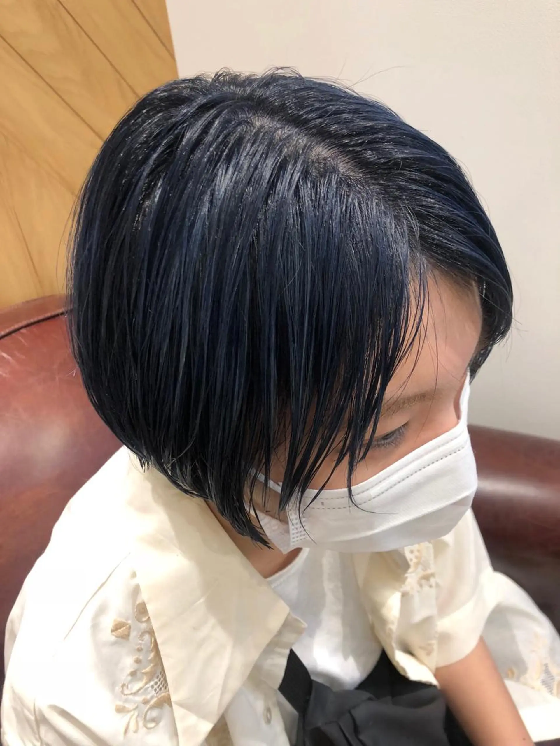 ショート カラー 鈴村 大介のヘアスタイル