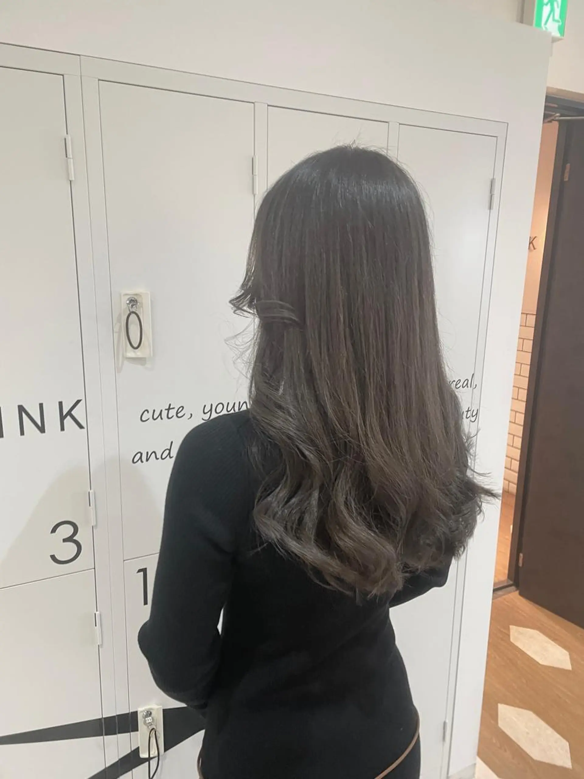 ロング カラー ヤマナカ エリカのヘアスタイル