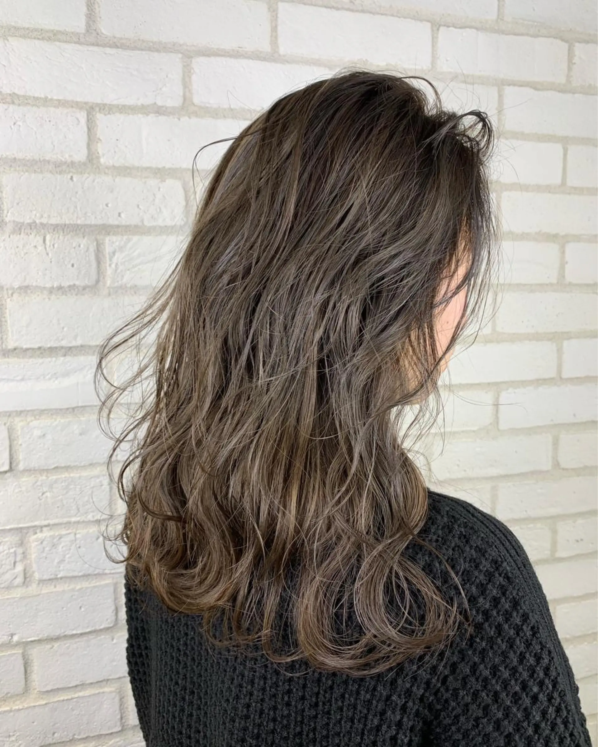 カラー ハイライトカラー she2.shinjuku所属・takumi Hのヘアスタイル