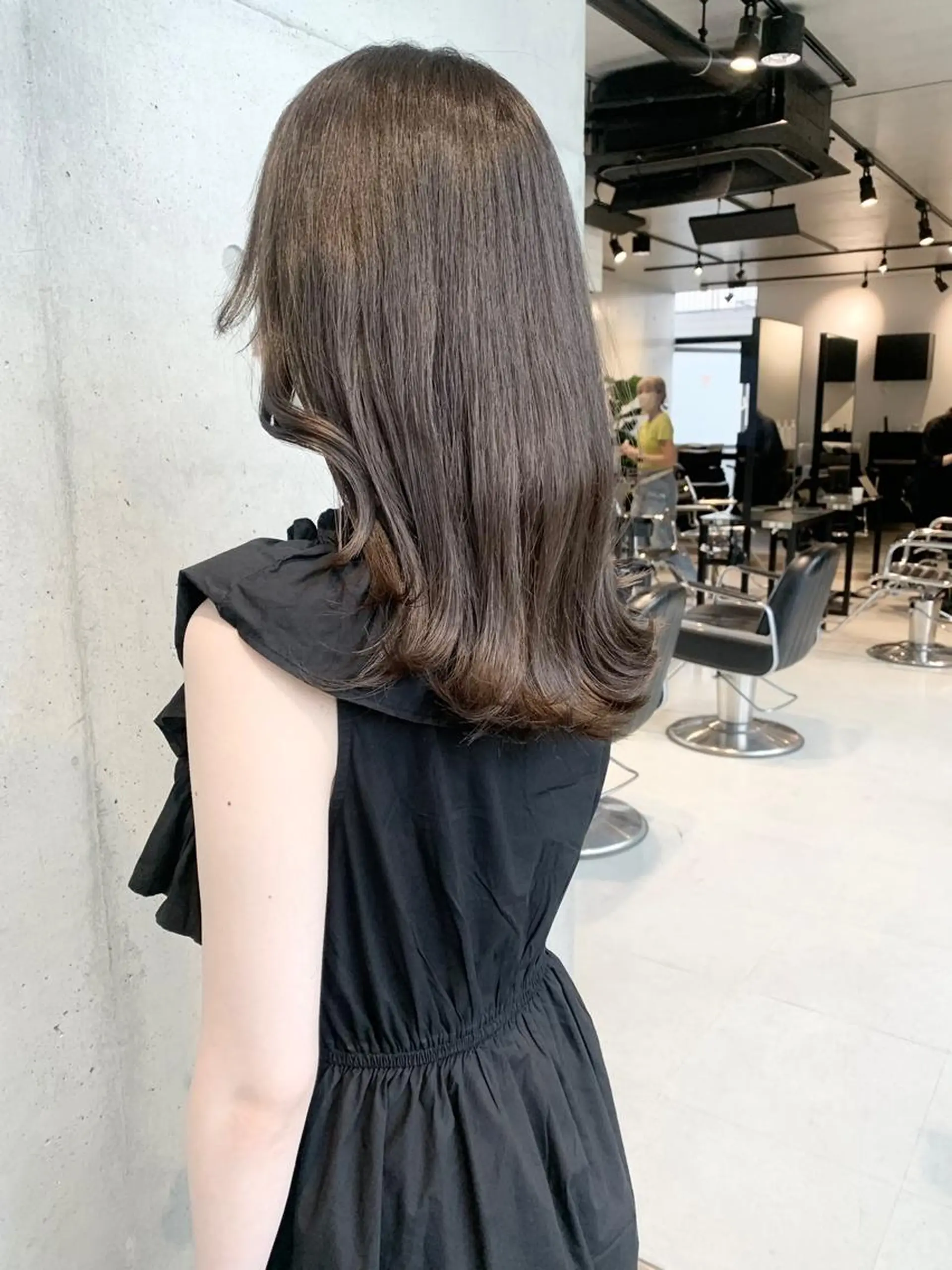 ロング カラー カット ヘアカラー トリートメント ヘッドスパ ヘアセット 透明感/オリーブ/ グレージュ/YUKAのヘアスタイル