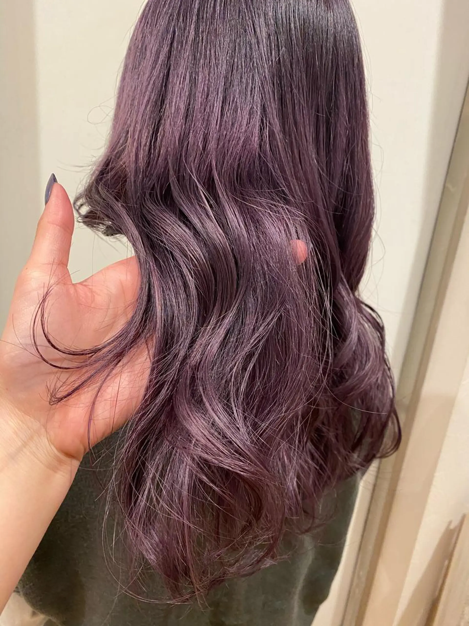 ロング カラー 韓国ヘア顔周りカット 艶髪ベージュtamaのヘアスタイル