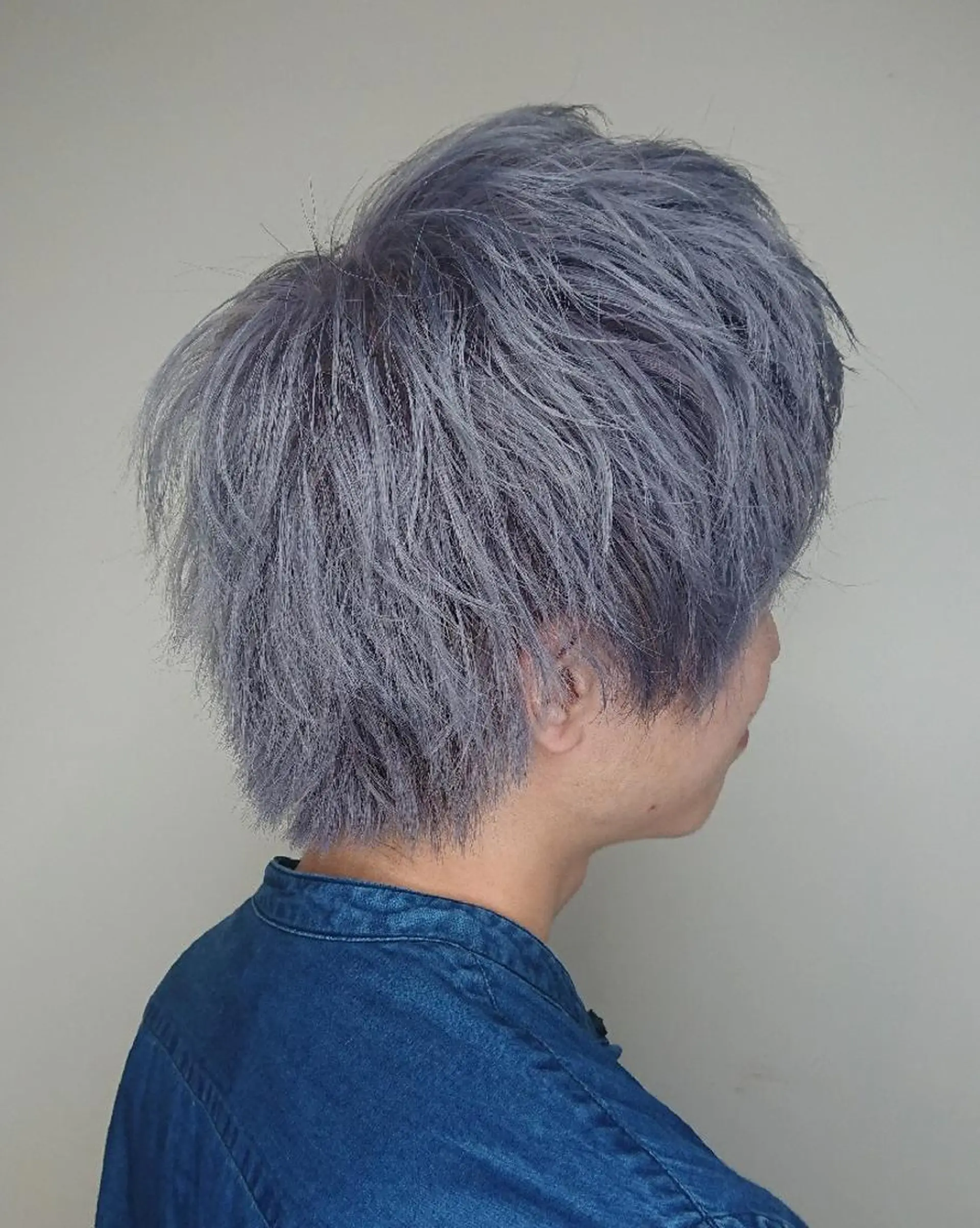 メンズ カット ヘアカラー ブリーチ/ヘアケア/ 艶髪/イギチハルのヘアスタイル