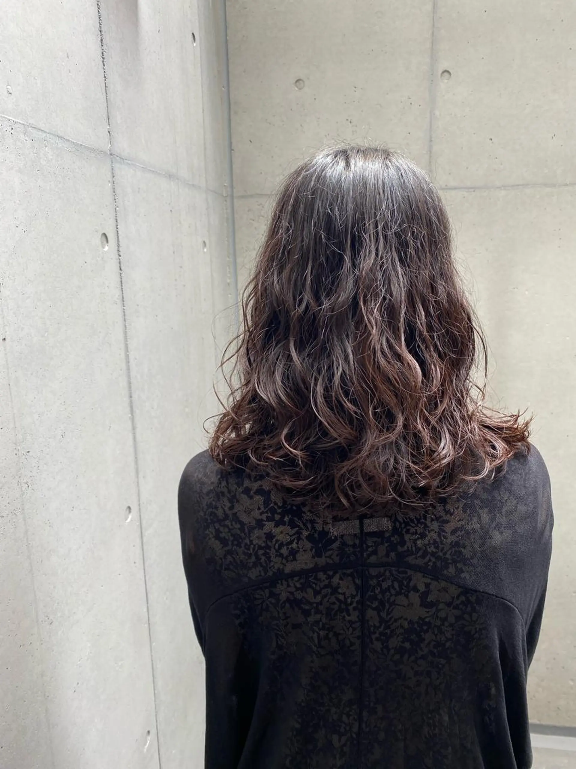 ミディアム パーマ ミディアムパーマ デジタルパーマ カット パーマ トリートメント ✨透明感カラー✨ 🦖佐々木未来🦕のヘアスタイル