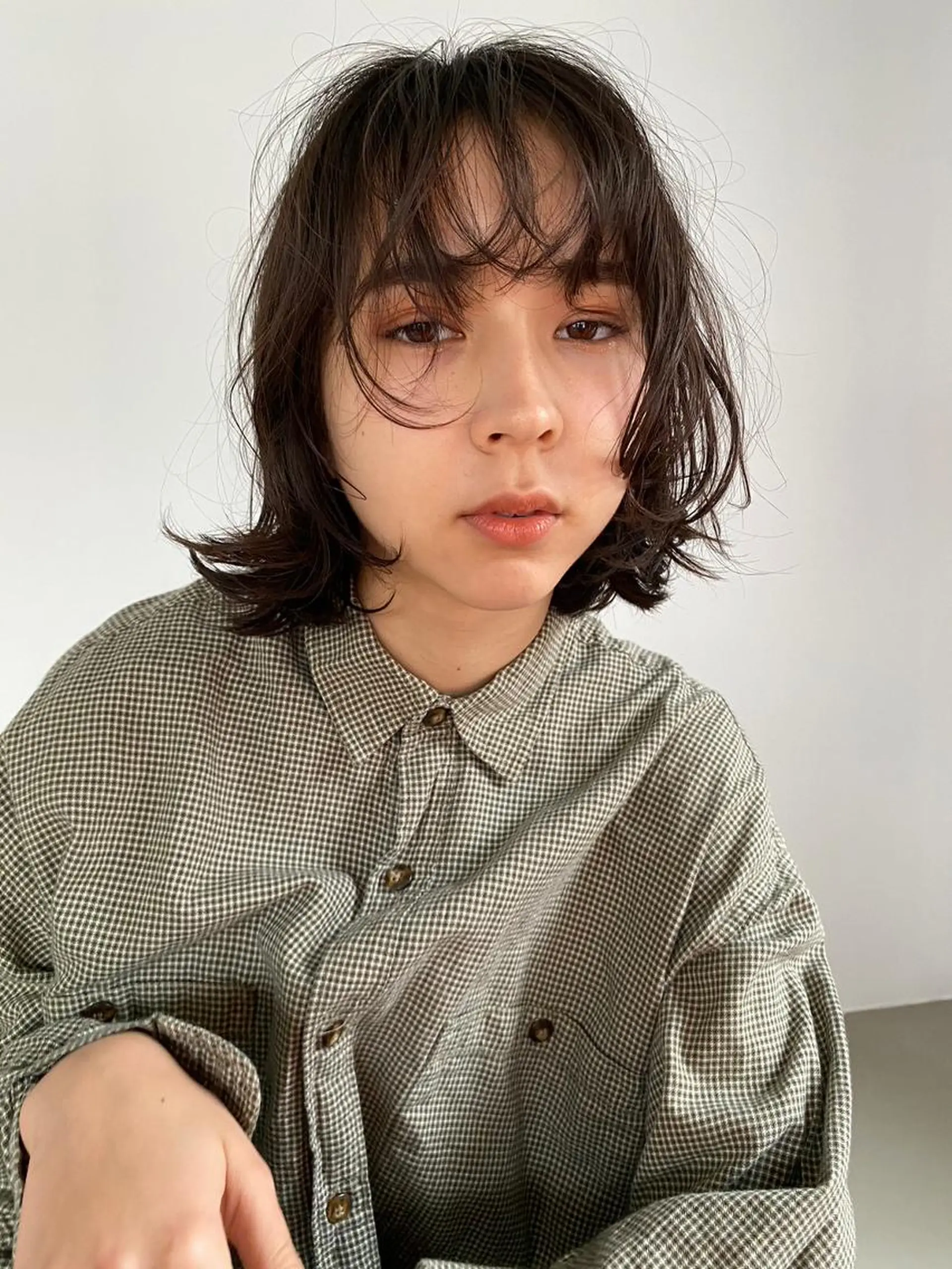 ミディアム カラー パーマ ショートボブ アディクシーカラー ブリーチ ブロンド ブルーカラー カット ヘアカラー トリートメント CEINE＋ officialのヘアスタイル