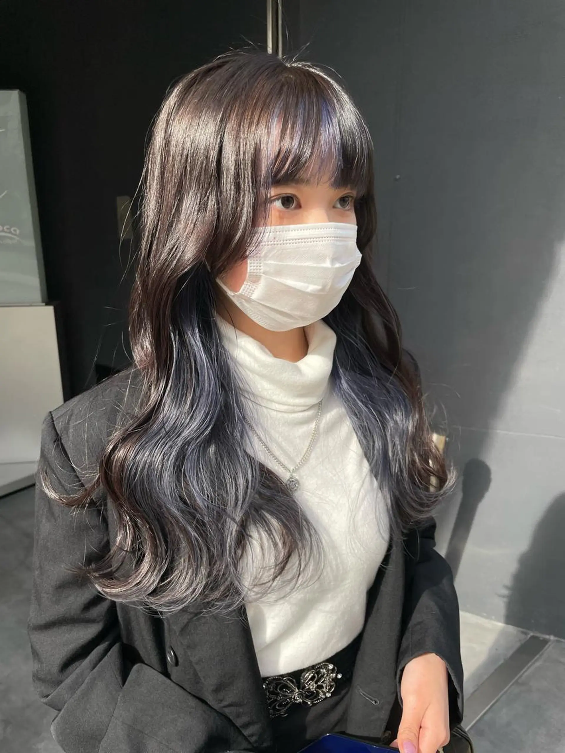 ロング カラー akane .のヘアスタイル