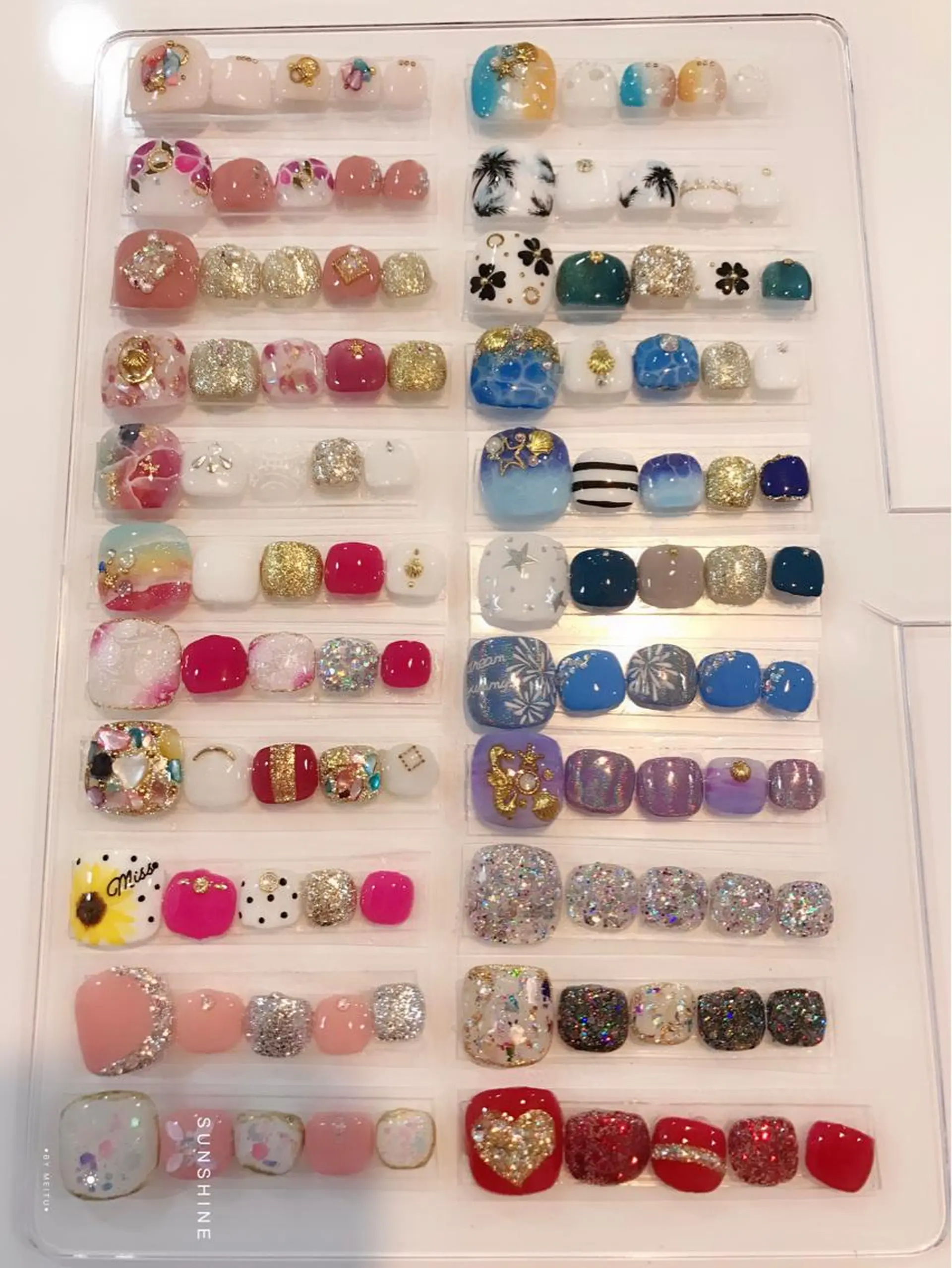 ネイル フットネイル リン リンのネイルデザイン