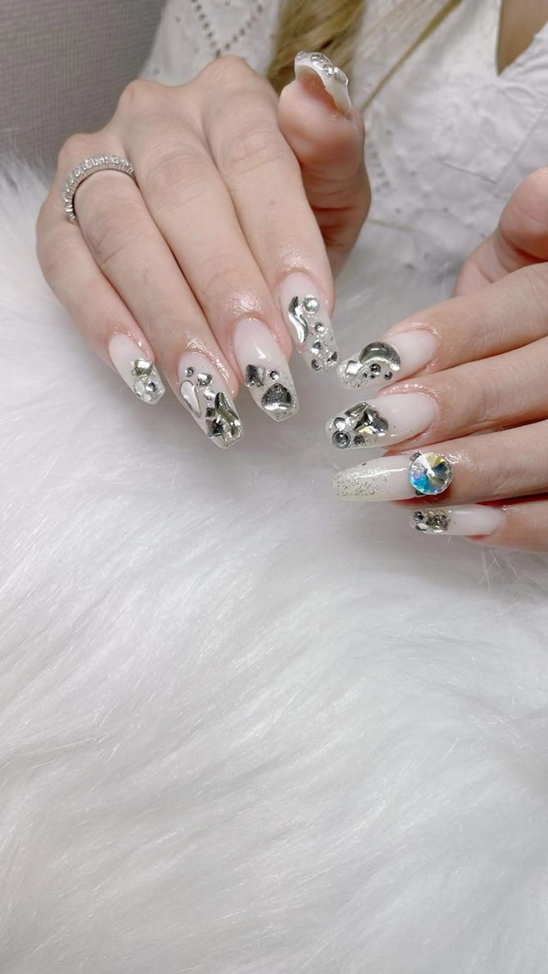 ネイル アートネイル 長さ出し フレンチネイル ジェルネイル 韓国ネイル Anh 高田馬場のネイルデザイン