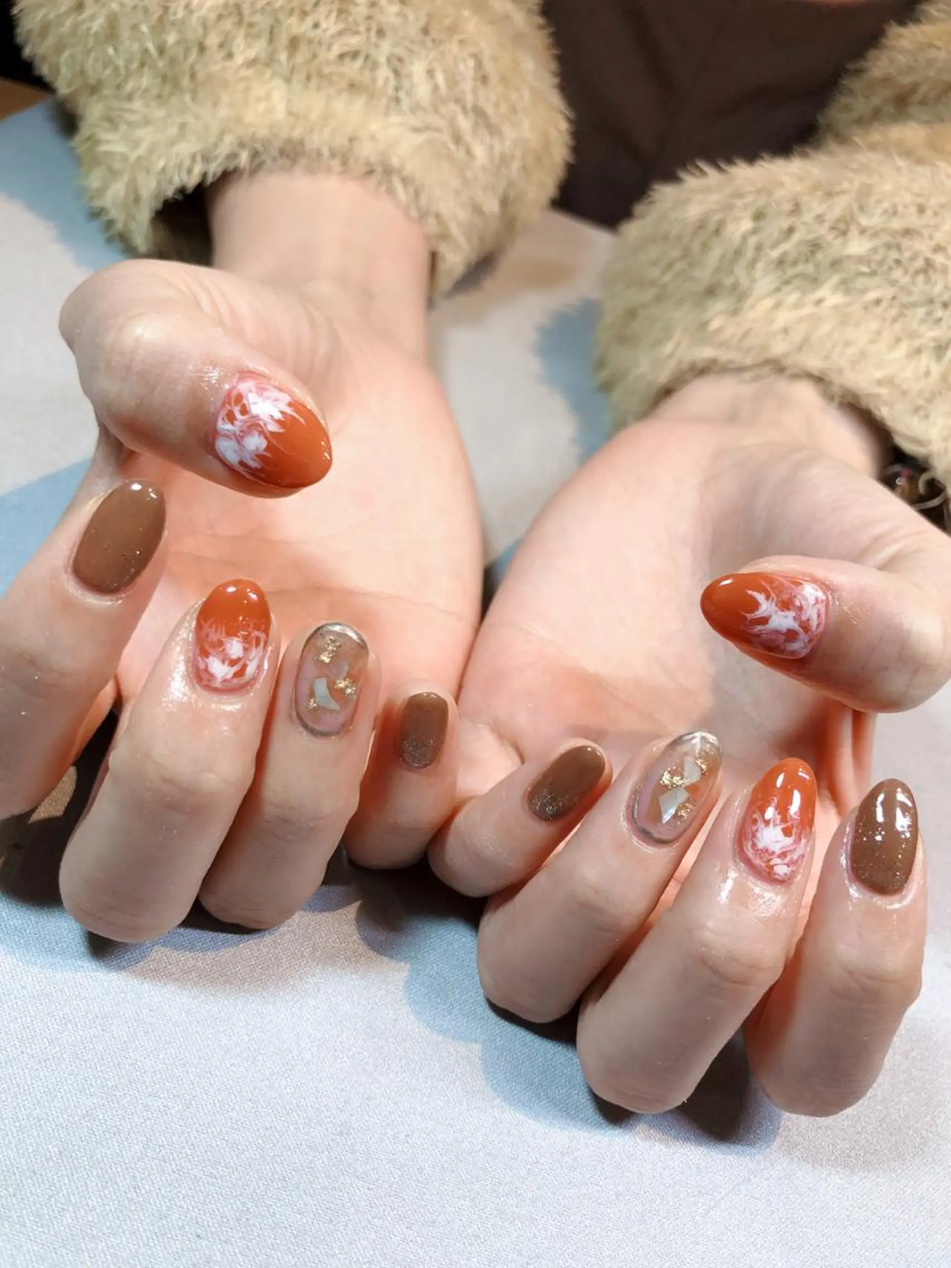 ネイル iiloo aromaworksのネイルデザイン