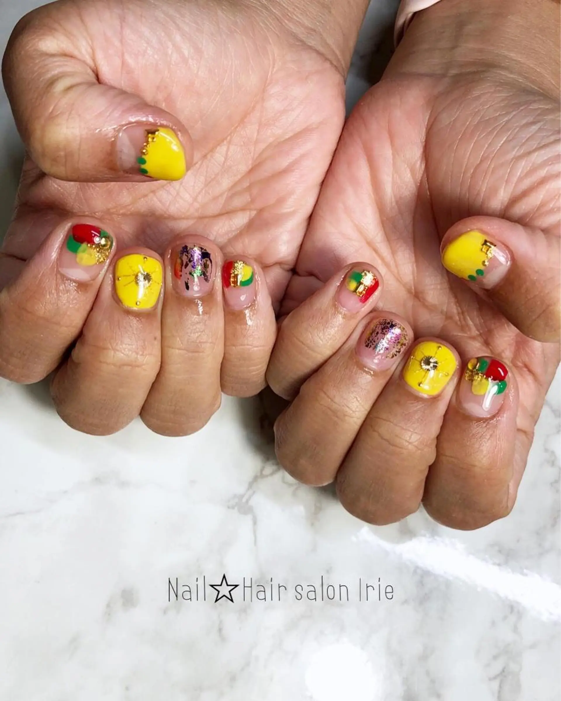 ネイル Hair salon Irie所属・與儀 知佳のネイルデザイン