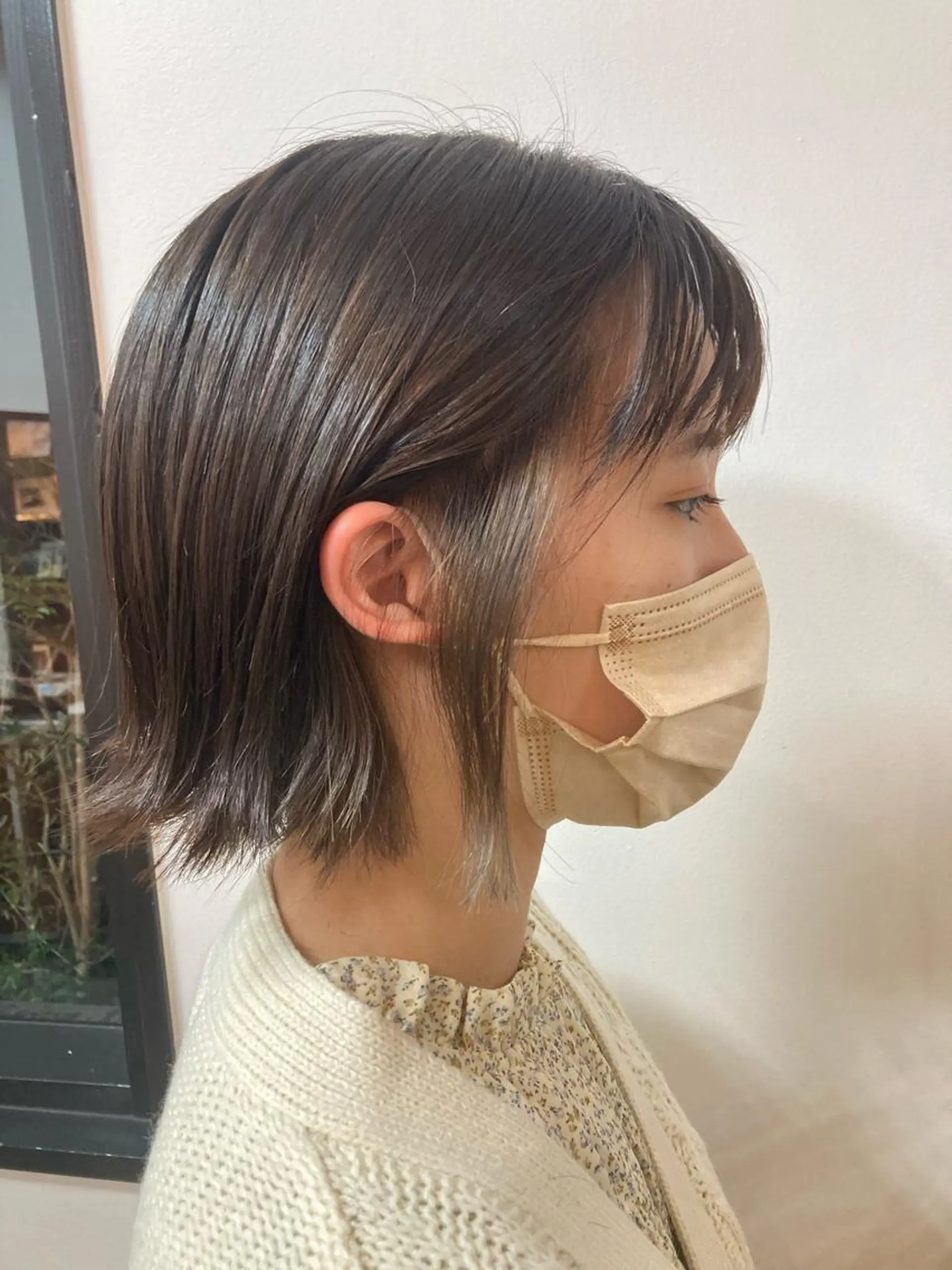 カラー 阪口 依美奈のヘアスタイル
