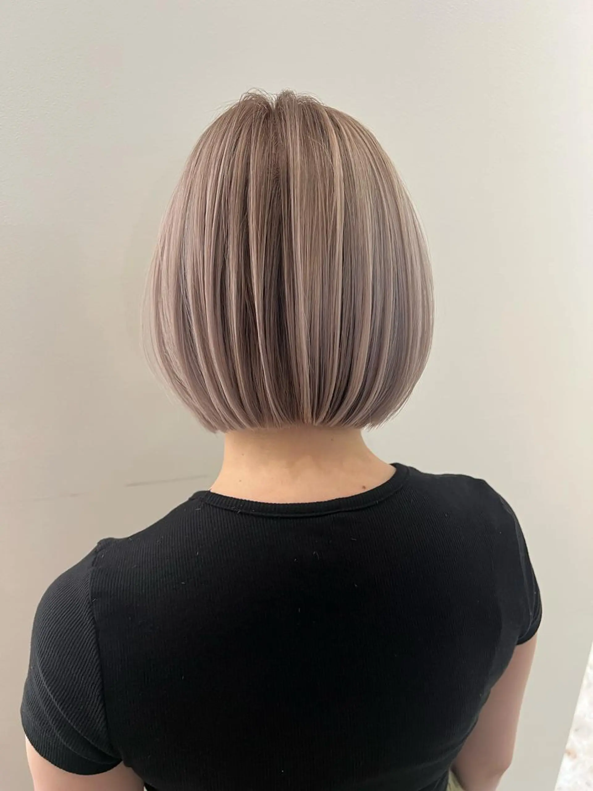 ショート カラー 🌿レイヤー/ブリー チ/🌿‬JINのヘアスタイル