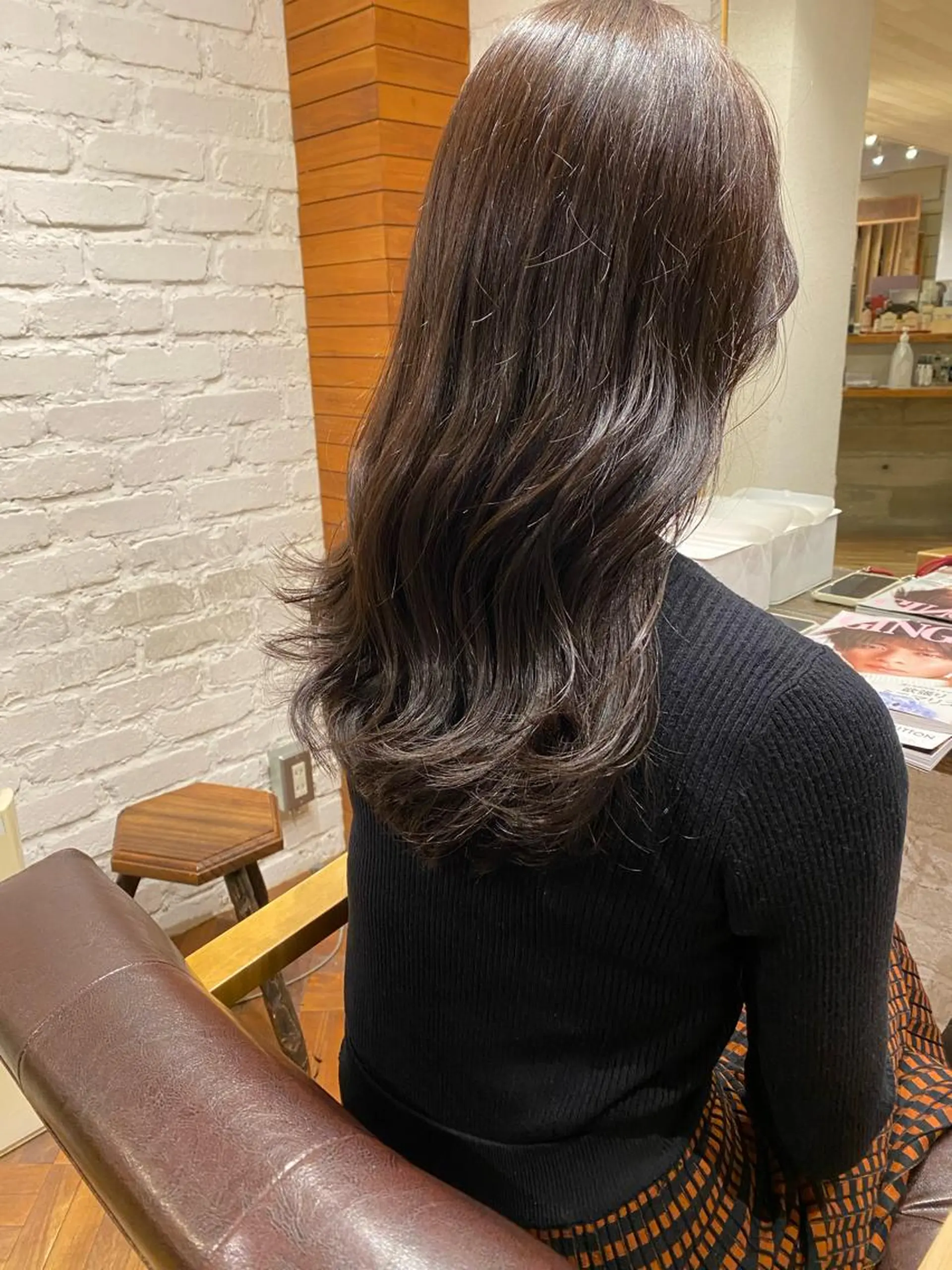 ロング カラー バレイヤージュ 黒髪 ブリーチ ケアブリーチ ダブルカラー カット ヘアカラー トリートメント chobii表参道所属・吉田 光佑のヘアスタイル