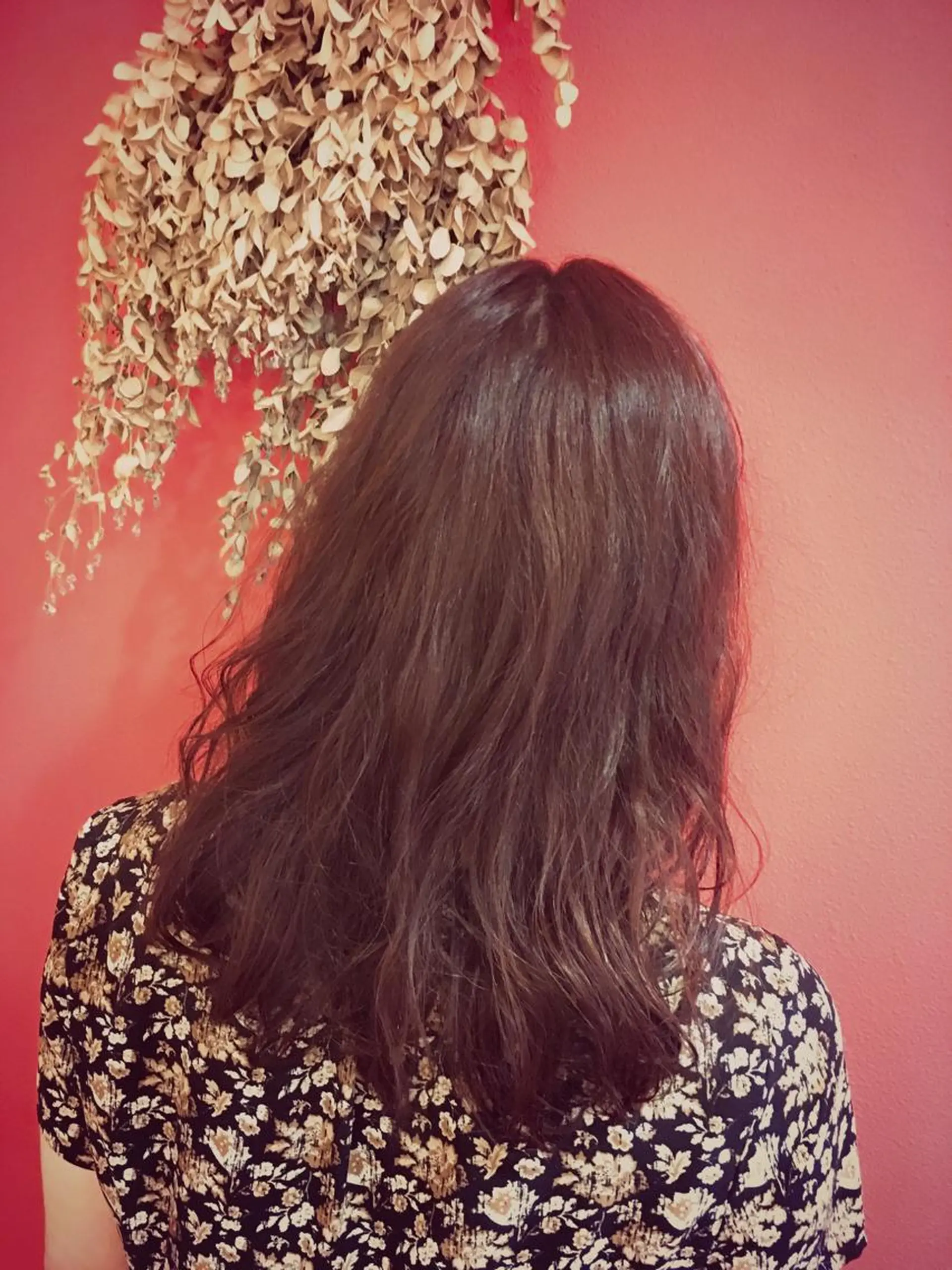 ロング カラー 房野 亜佑美のヘアスタイル